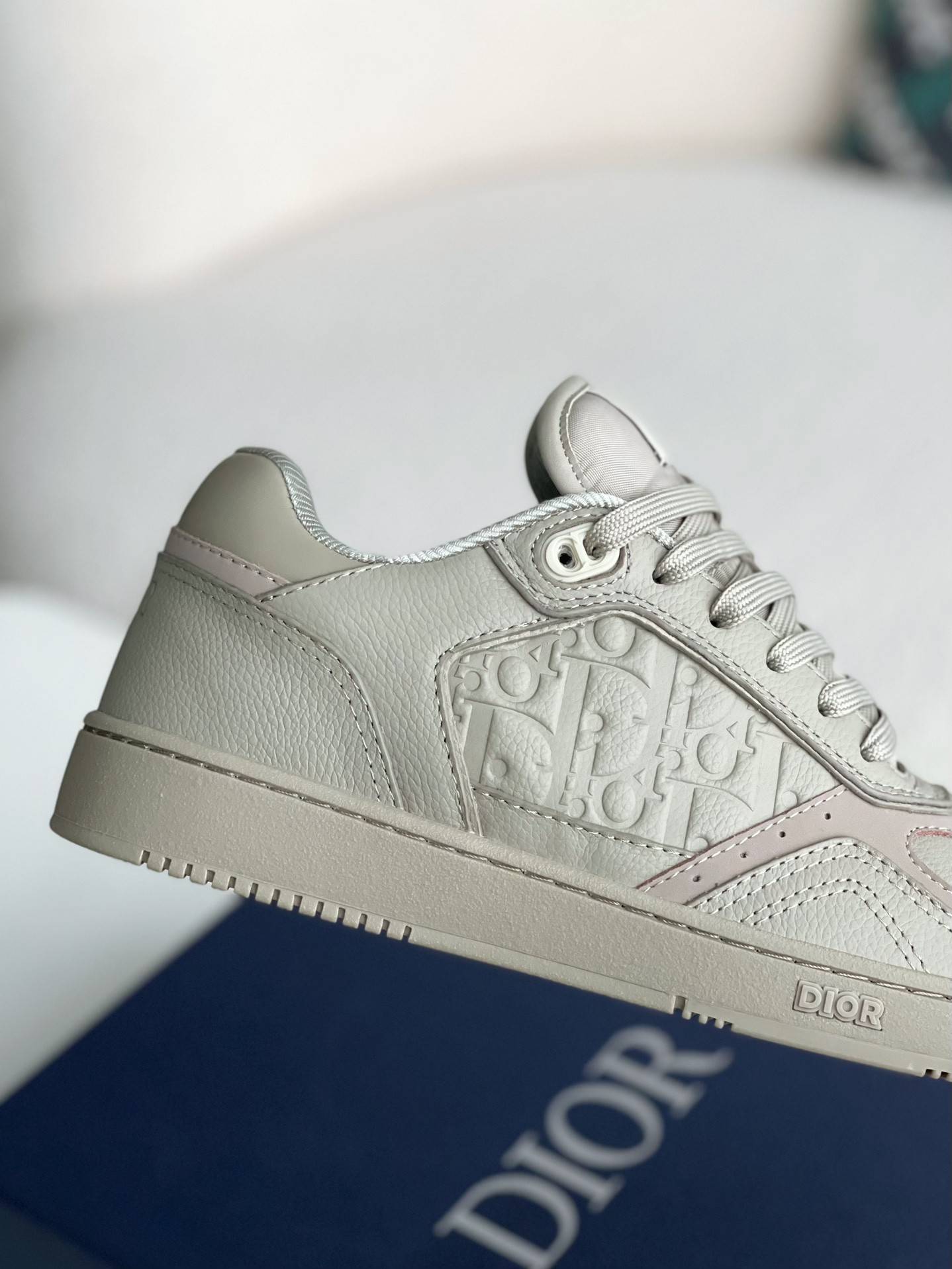 D*OR New B27 Sneaker