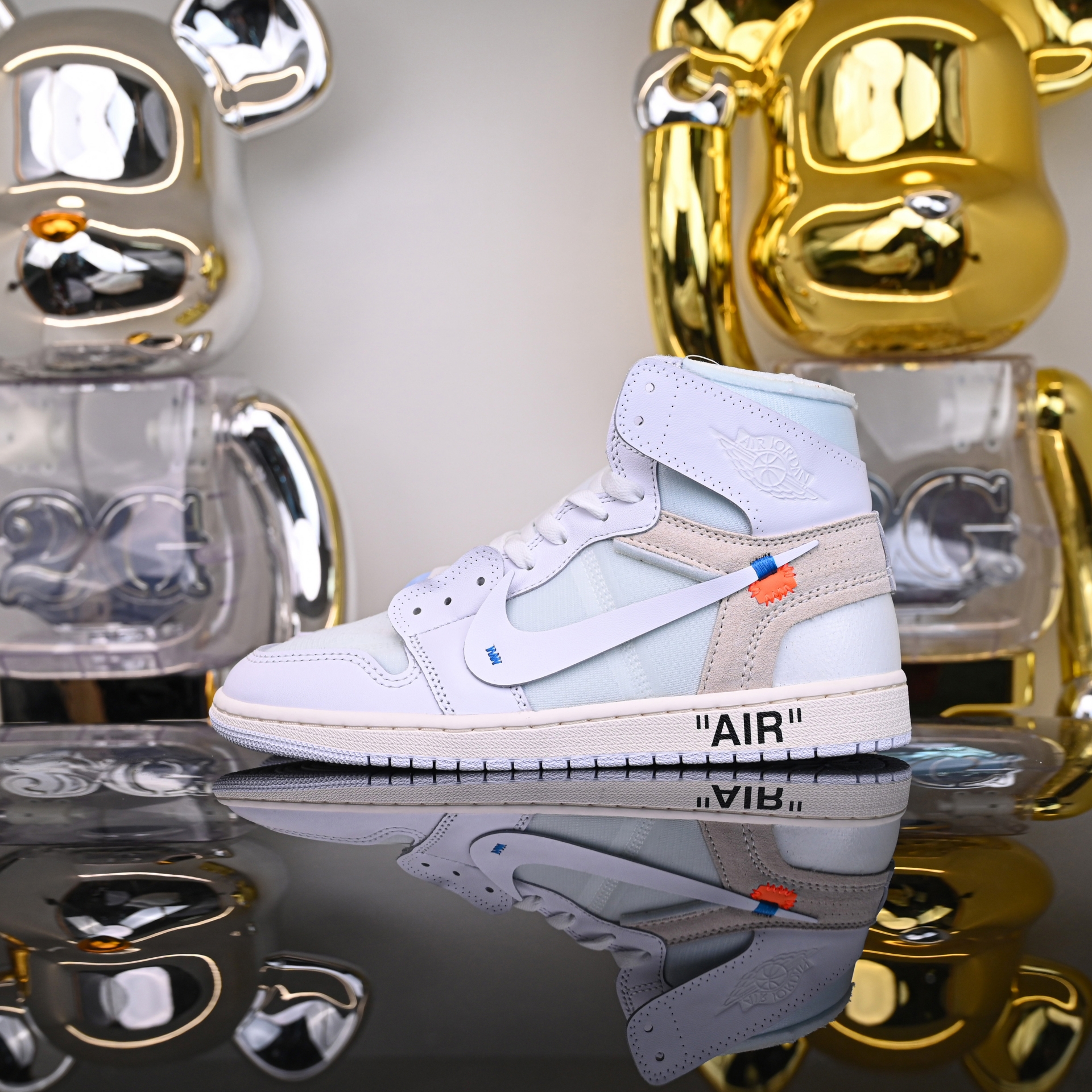 OFF-WHITE X AIR JORDAN 1 RETRO HIGH OG 'WHITE' 2018