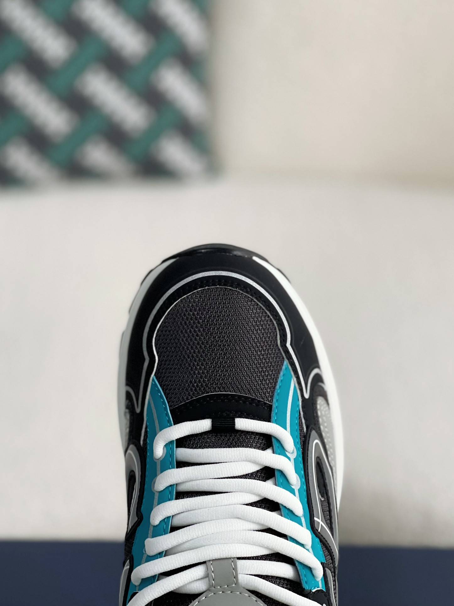 D*OR B30 New Sneaker