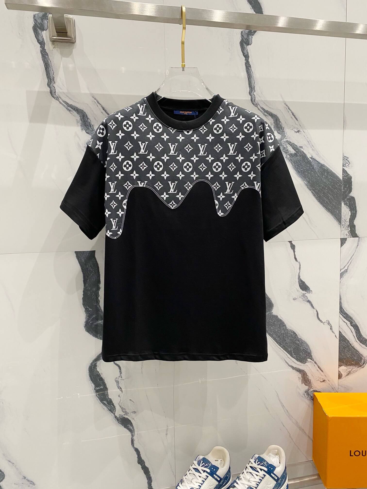 Rendering Pattern T Shirt