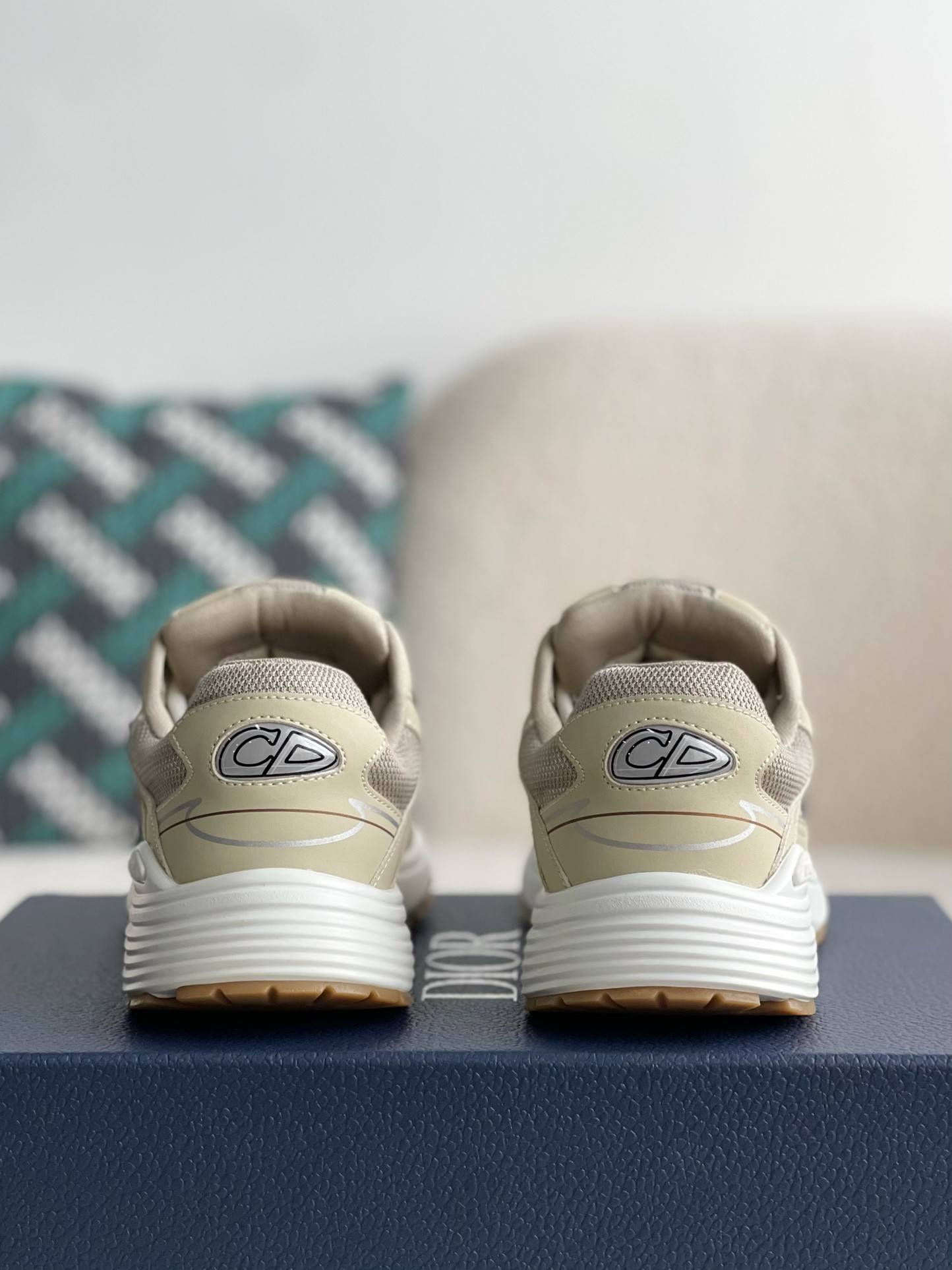 D*OR B30 New Sneaker