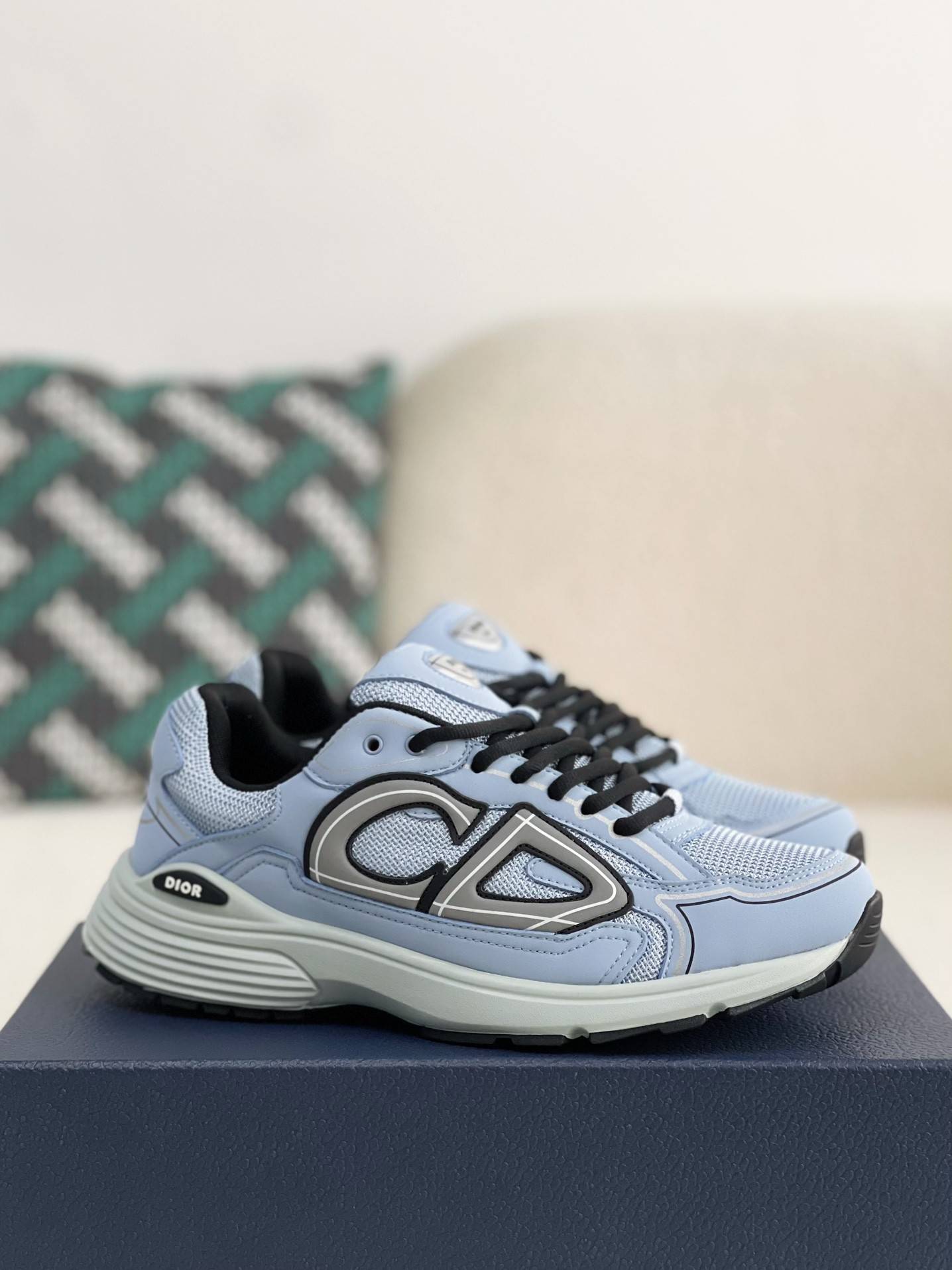 D*OR B30 New Sneaker