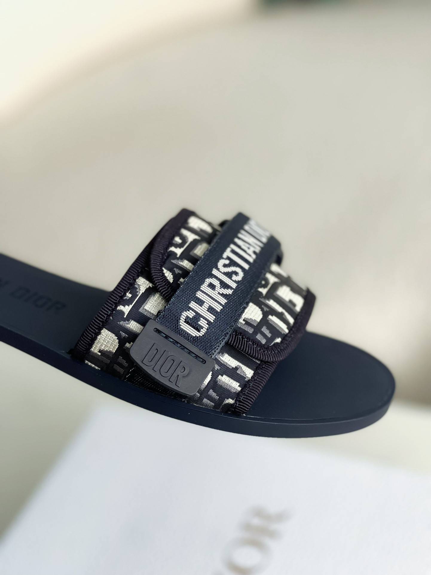 D*OR women's slippers