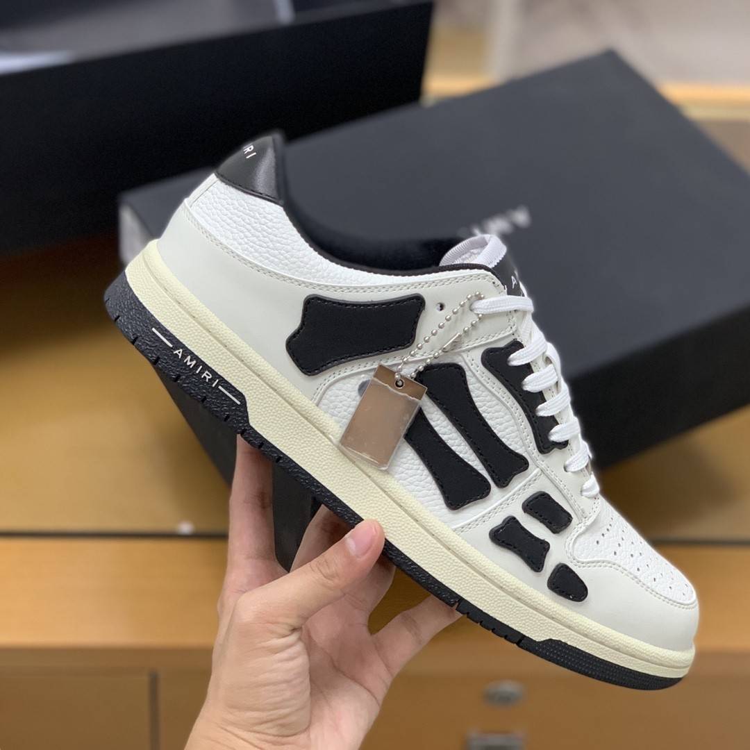 A*RI Bone Sneakers