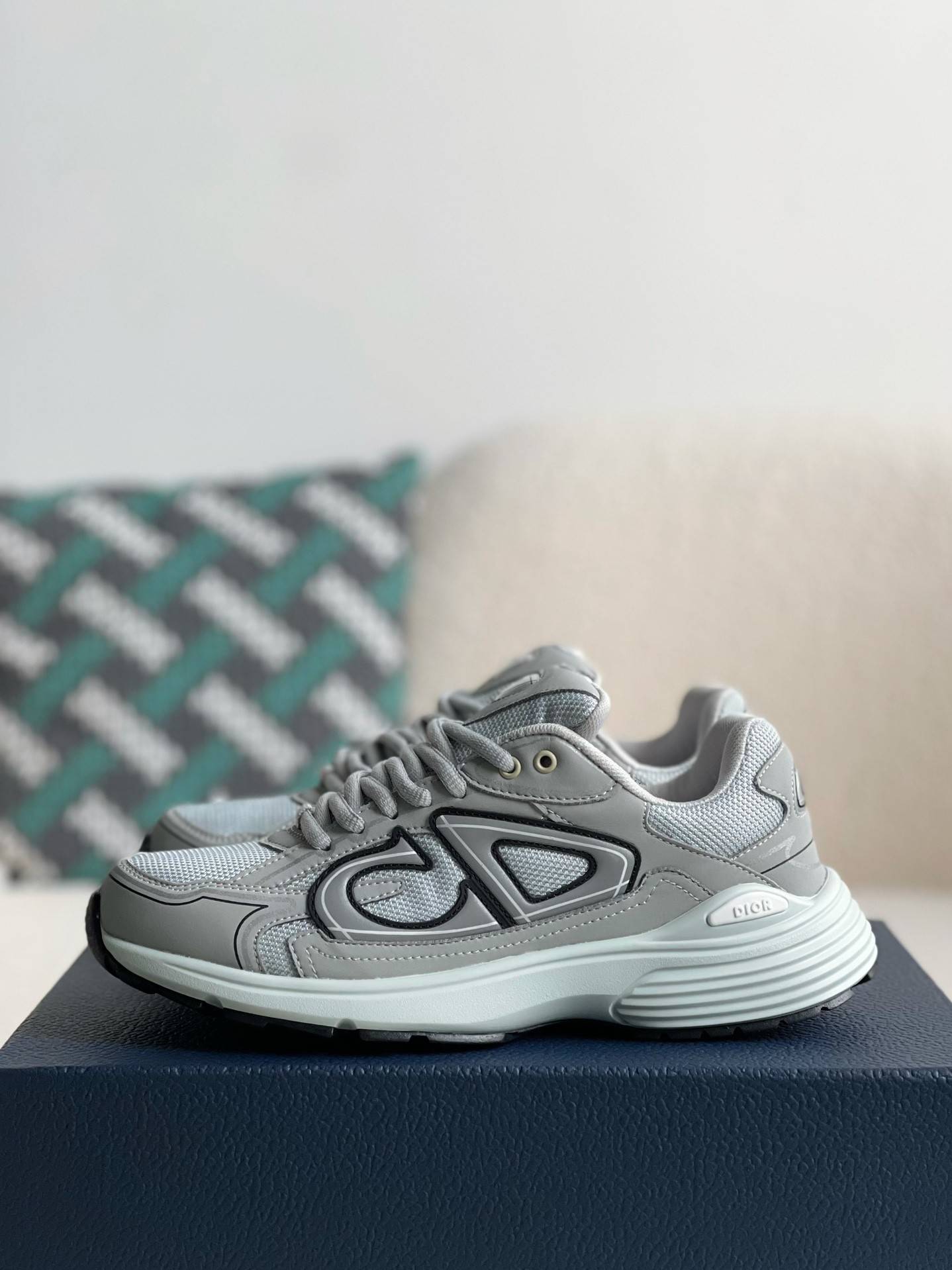 D*OR NEW ARRIVAL B30 Clunky Sneaker