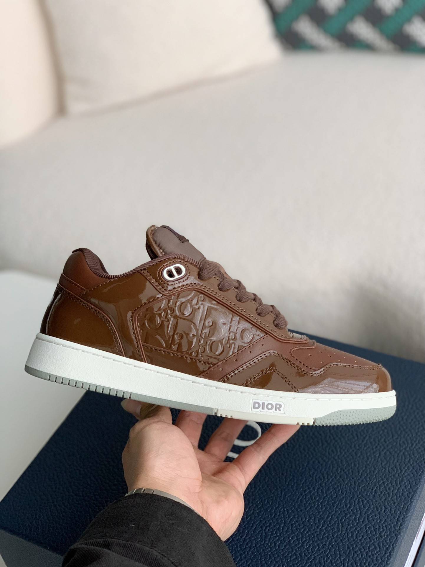 D*OR HIGH LEVEL B27 Sneaker