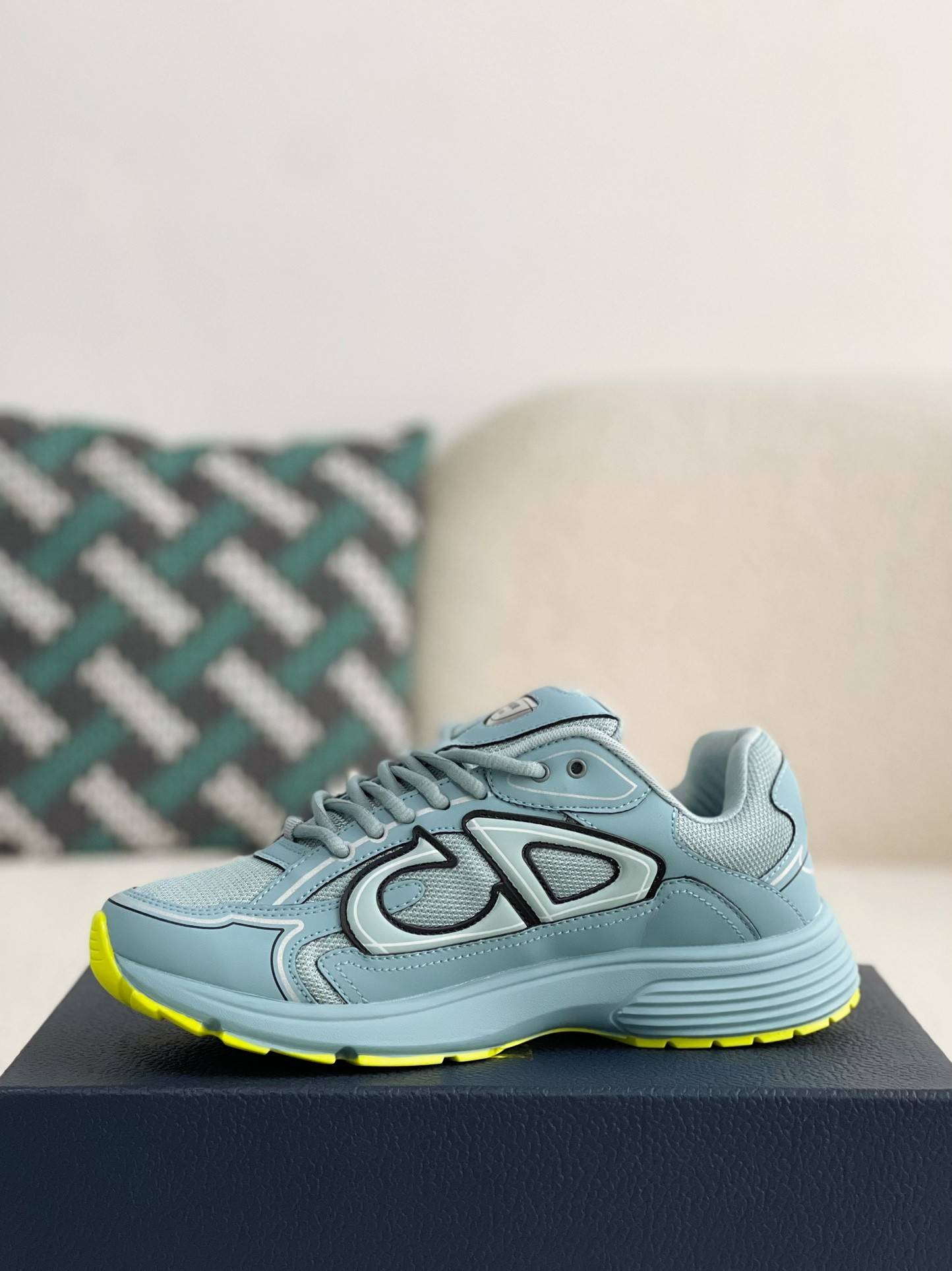 D*OR B30 New Sneaker