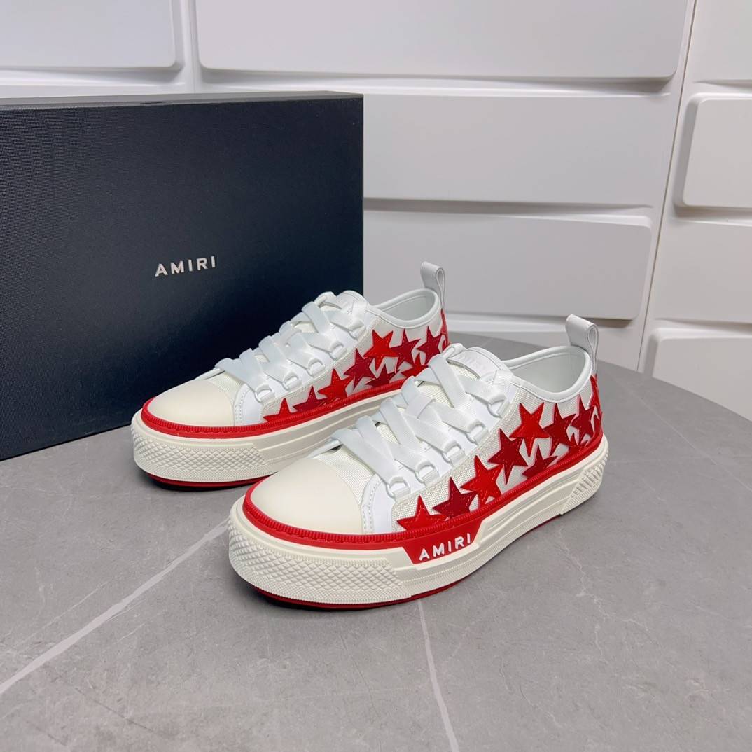 A*RI Sneakers