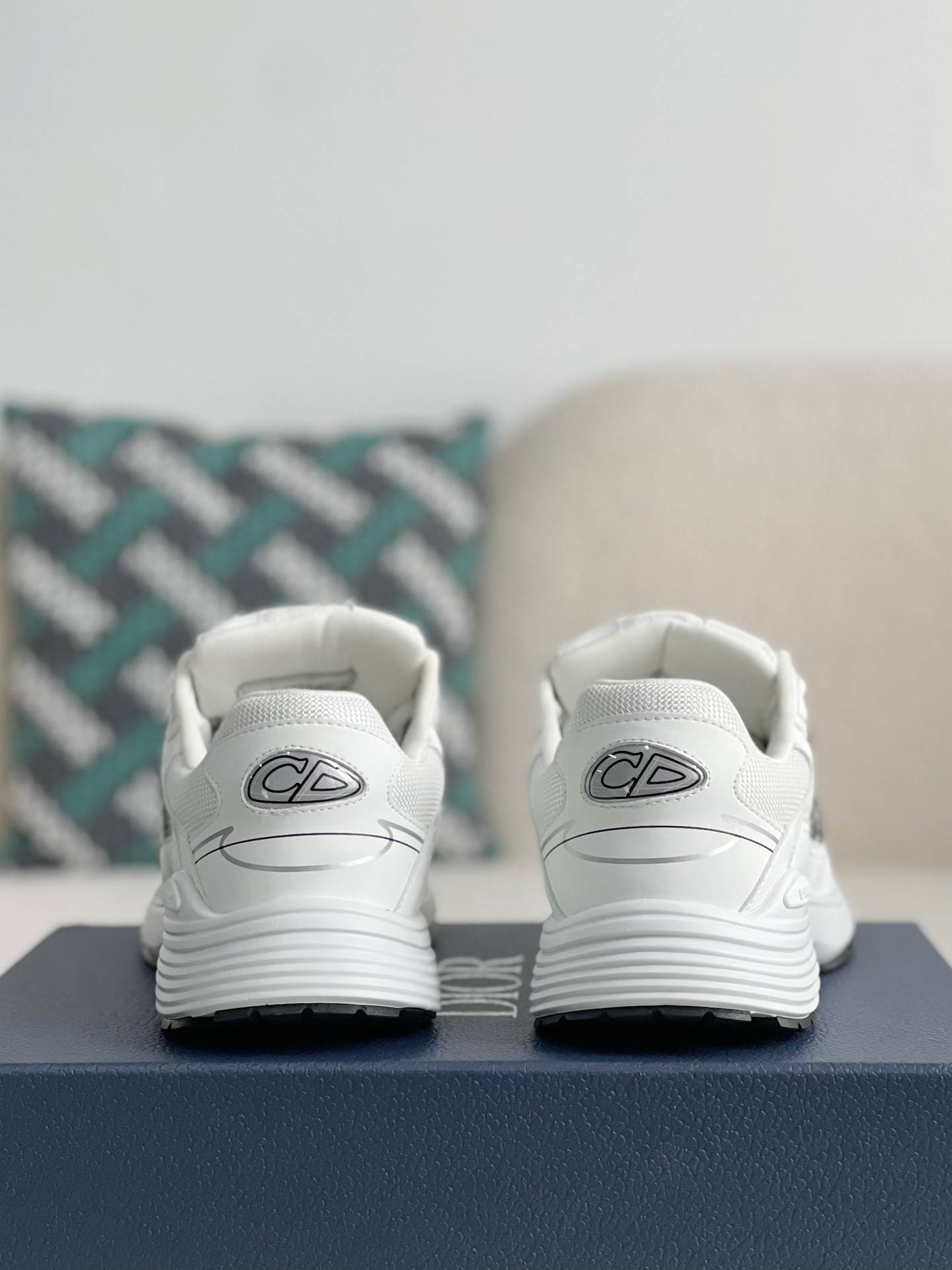 D*OR B30 New Sneaker