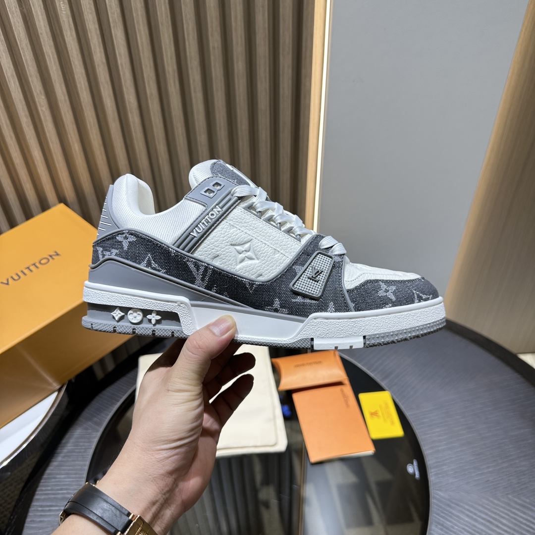 L*V TRAINER Sneakers 1ADF5C