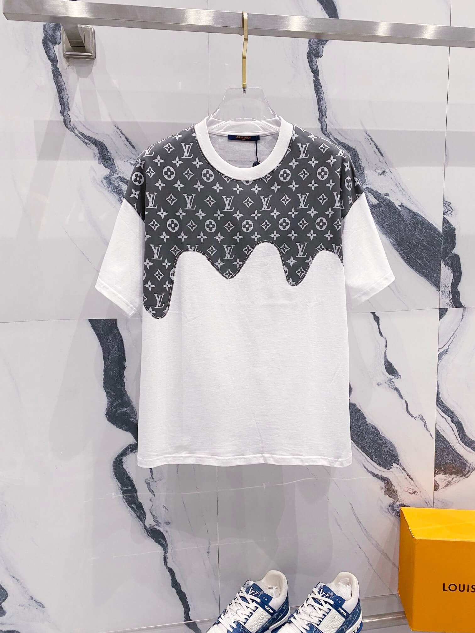Rendering Pattern T Shirt