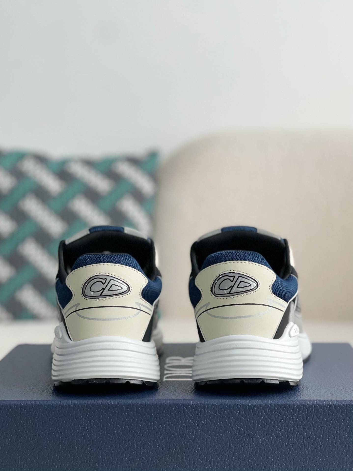 D*OR B30 New Sneaker