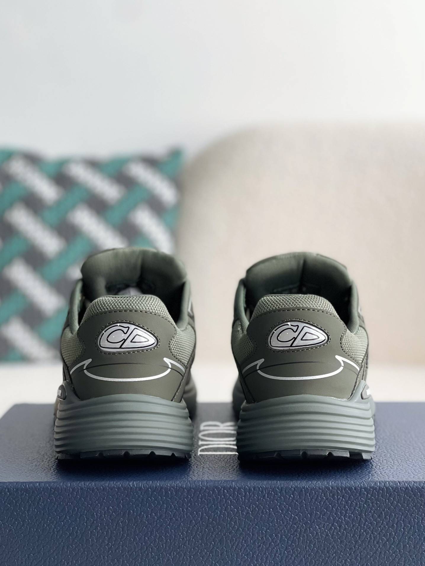 D*OR B30 New Sneaker