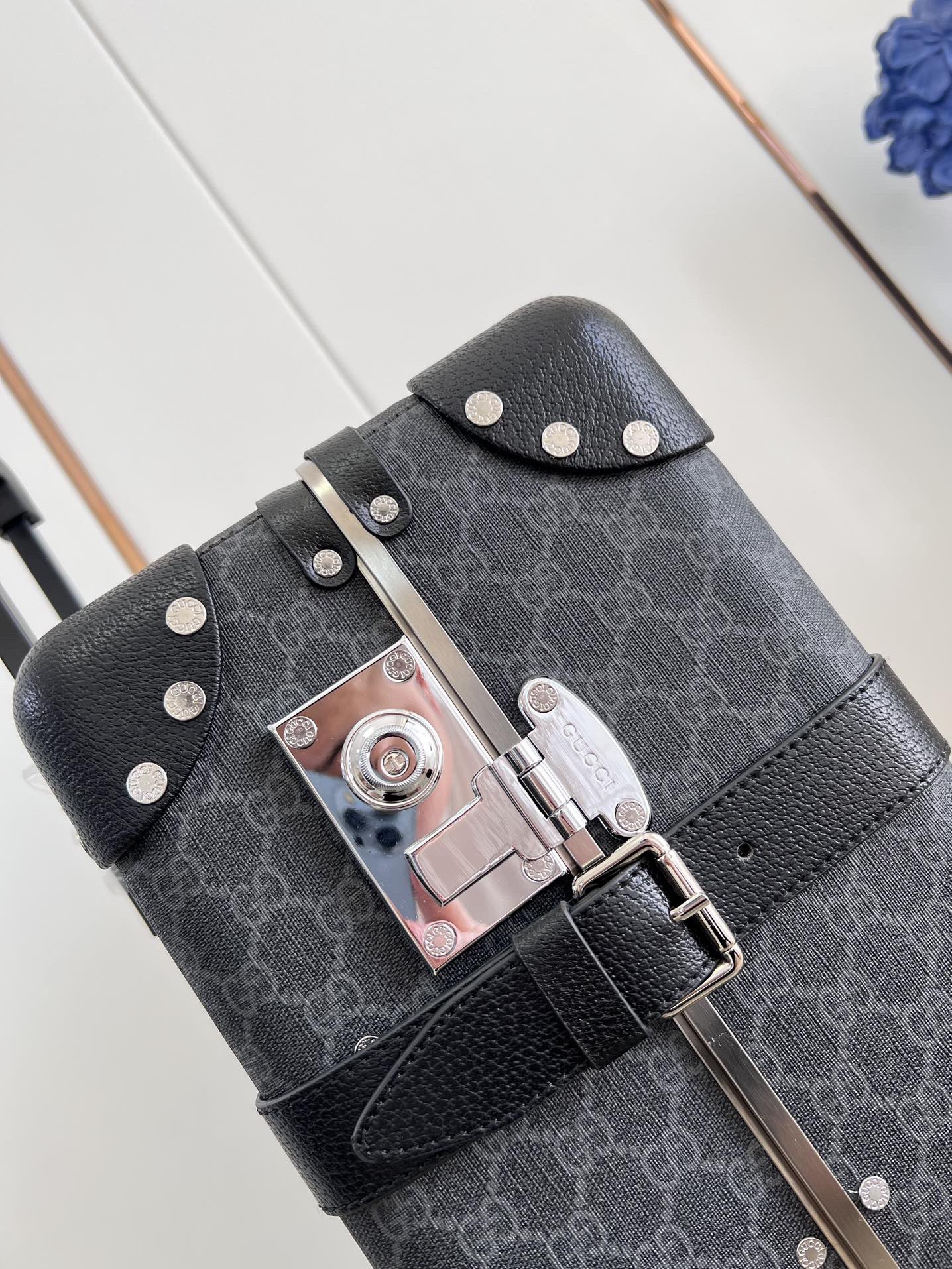 GUCCI suitcase/trolley case F902 retro size 20 inches