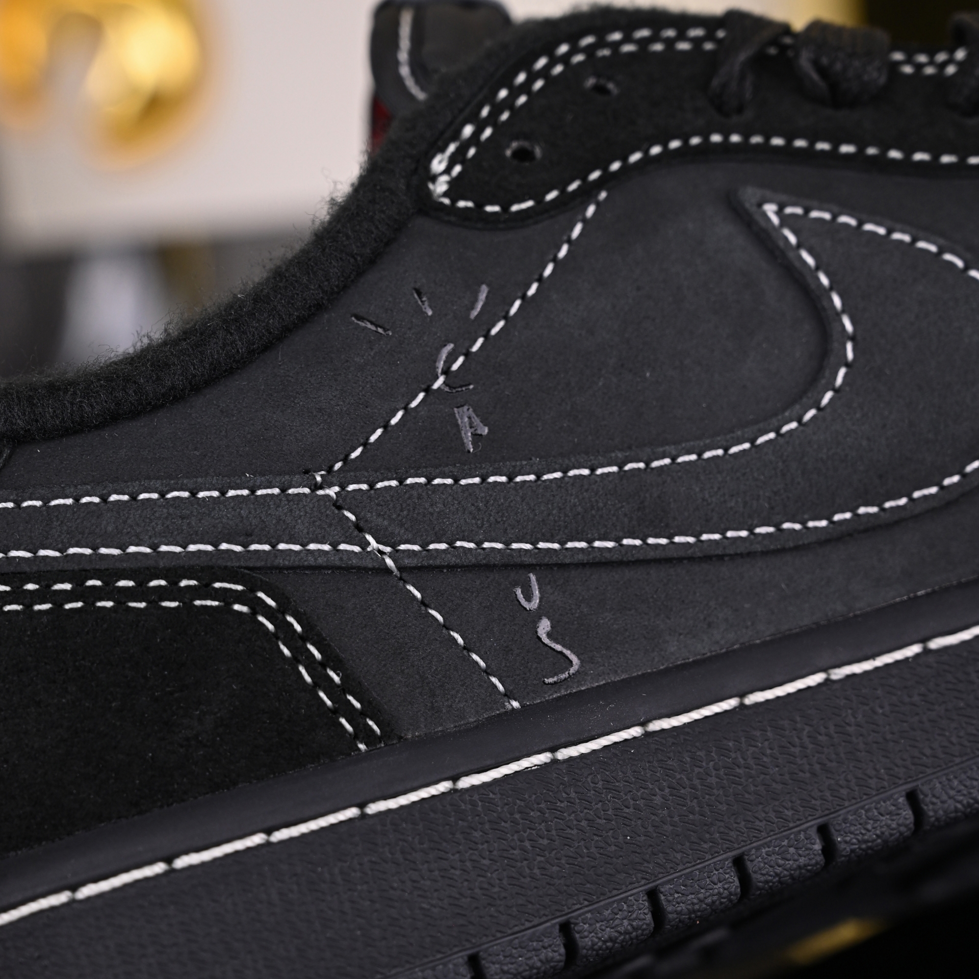 TRAVIS SCOTT X NIKE AIR JORDAN 1 LOW OG “BLACK/PHANTOM” DM7866-001