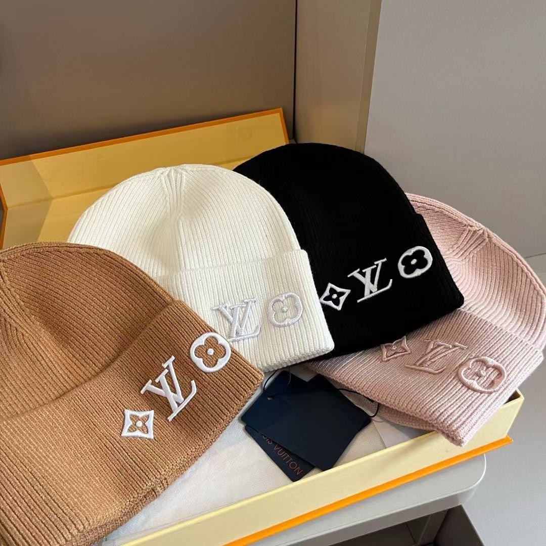[#4092] Louis Vuitton autumn and wi nter new knitted hat