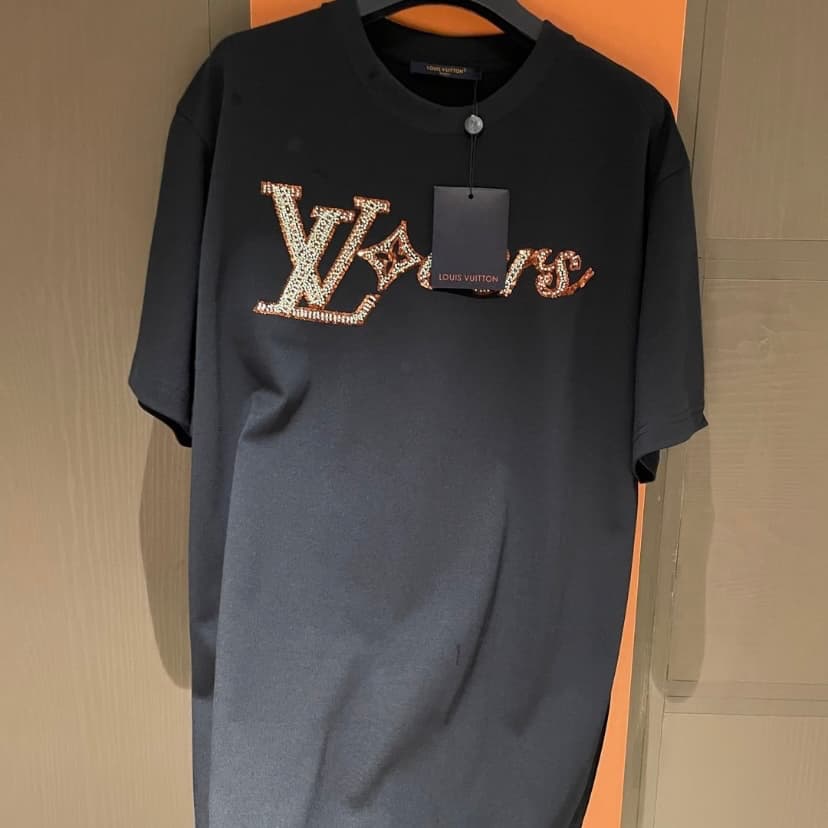 Embroidered Sequin Craft T-shirt