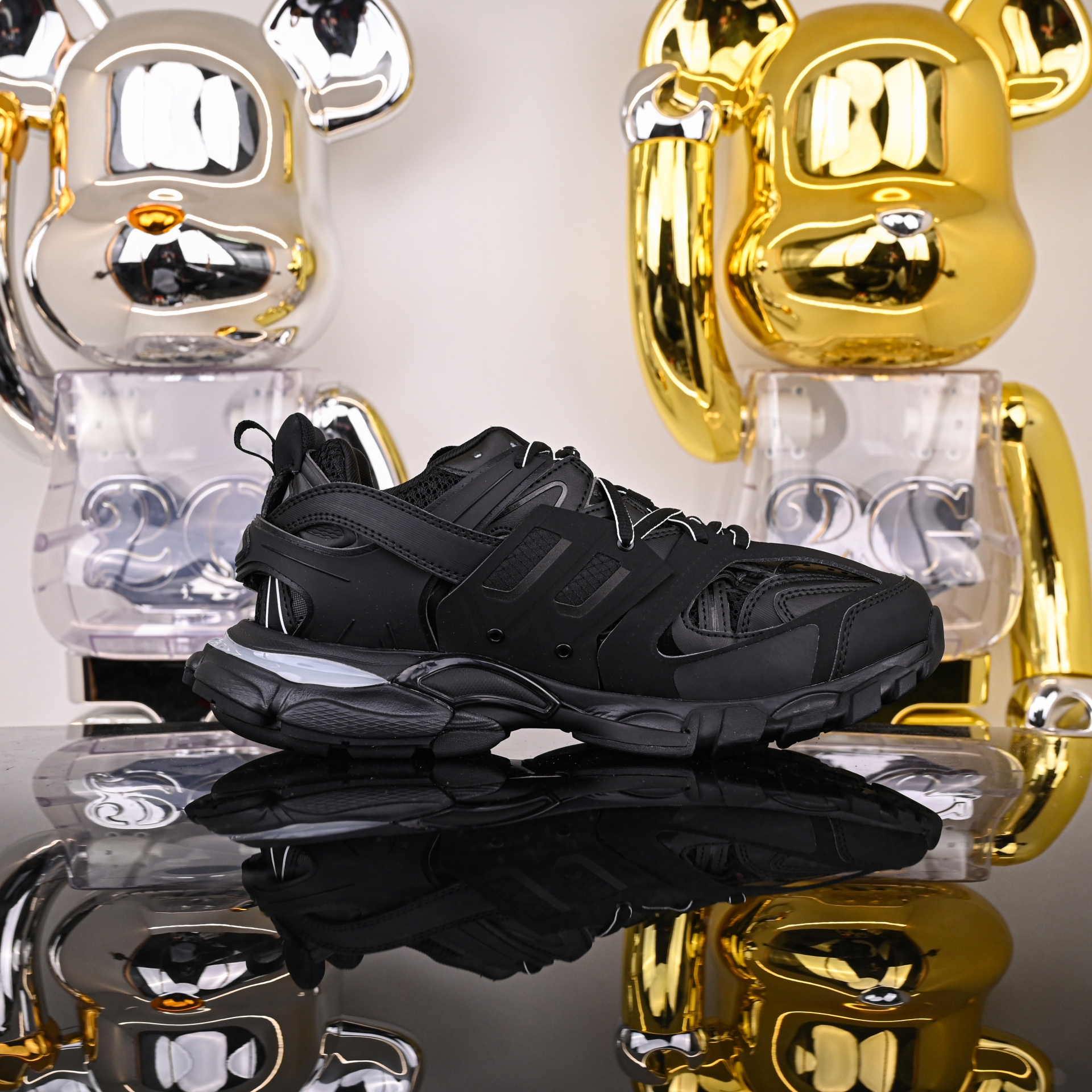 Balenciaga  Track（LED）