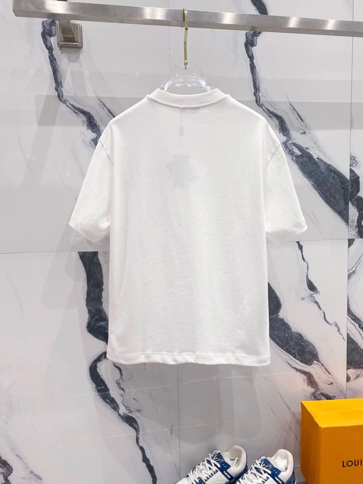 Triangle Pattern 3D Embroidery T Shirt