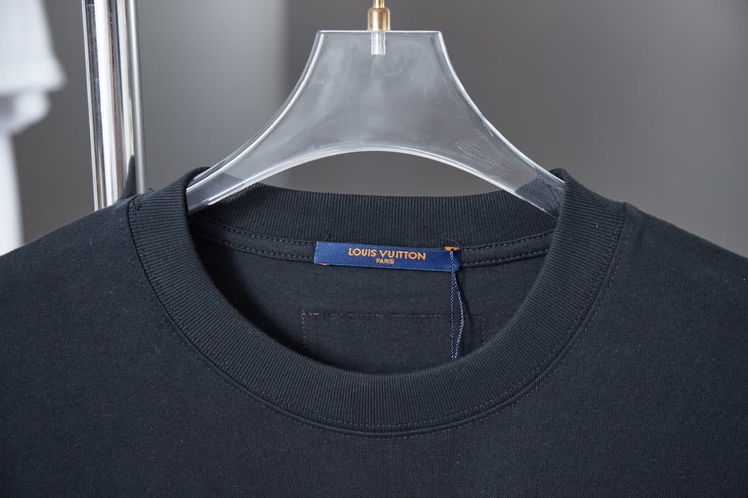 Back Graffiti Print + Front Embroidery T-shirt