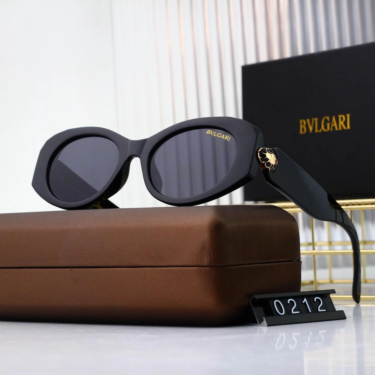 Chic Retro Snake Element Cat Eye Sunglasses