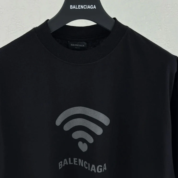 WiFi SignalT-shirt