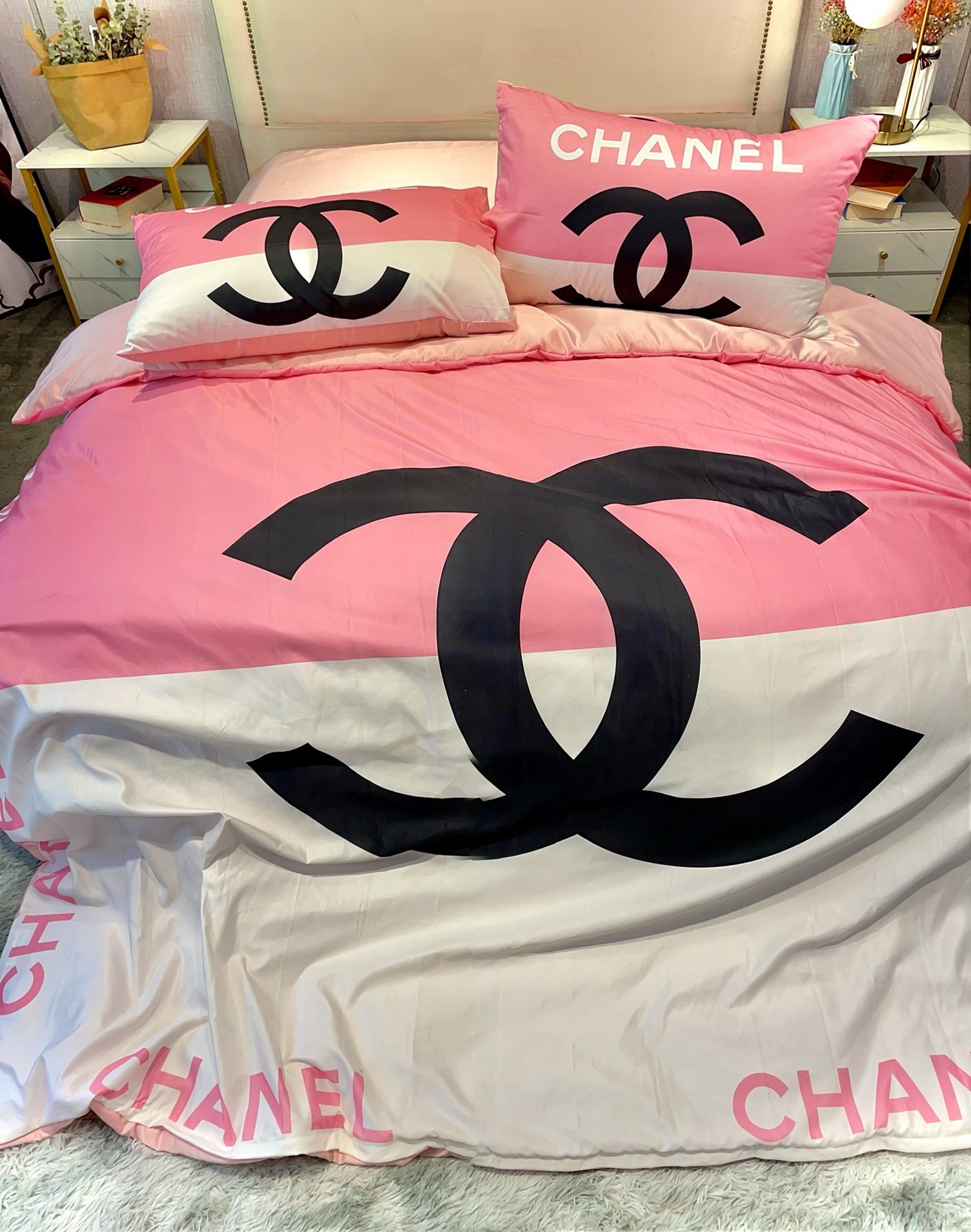 Bedding-Chanel four-piece s et