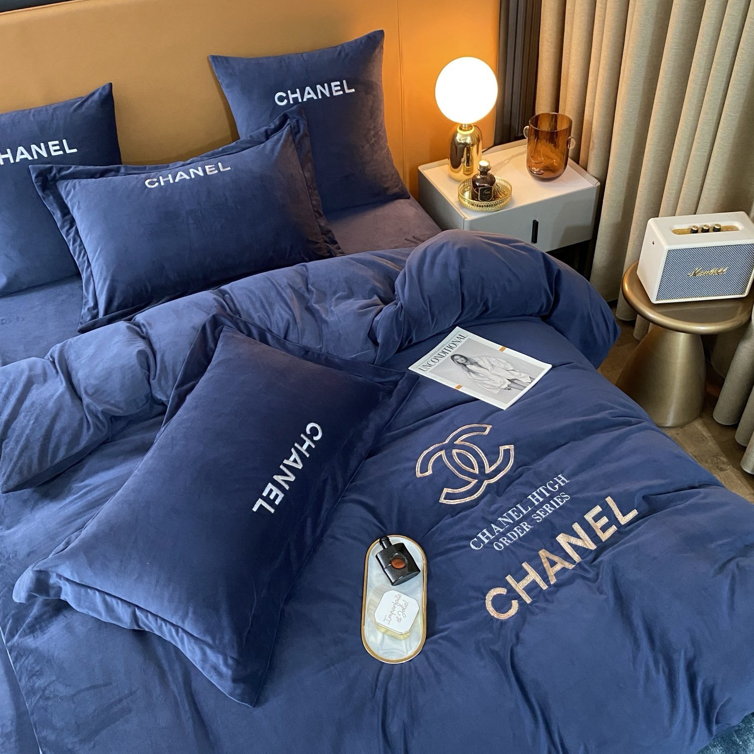 Bedding-Chanel four-piece s et