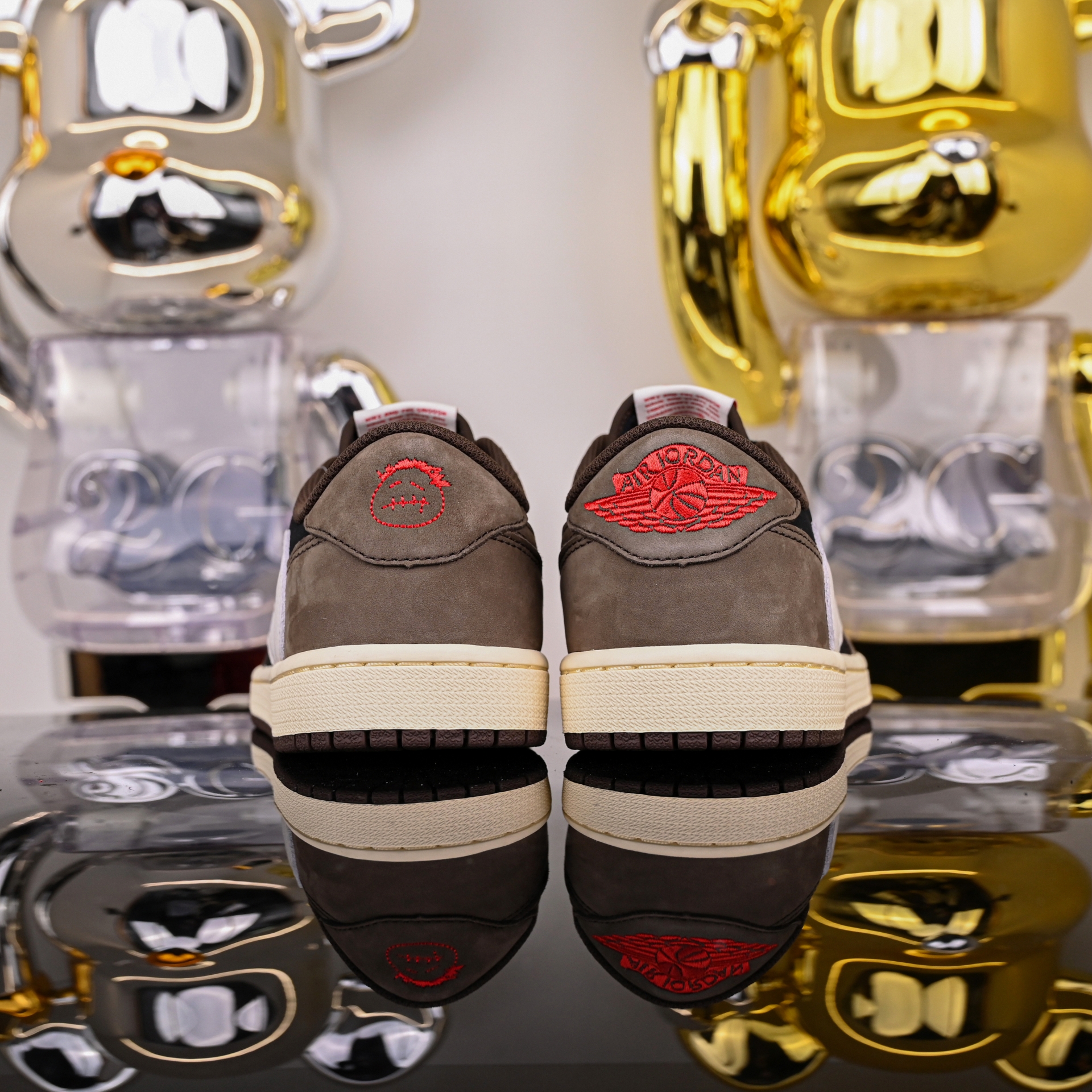 Travis Scott x Jordan Air Jordan 1 Low OG TS SP CQ4277-001