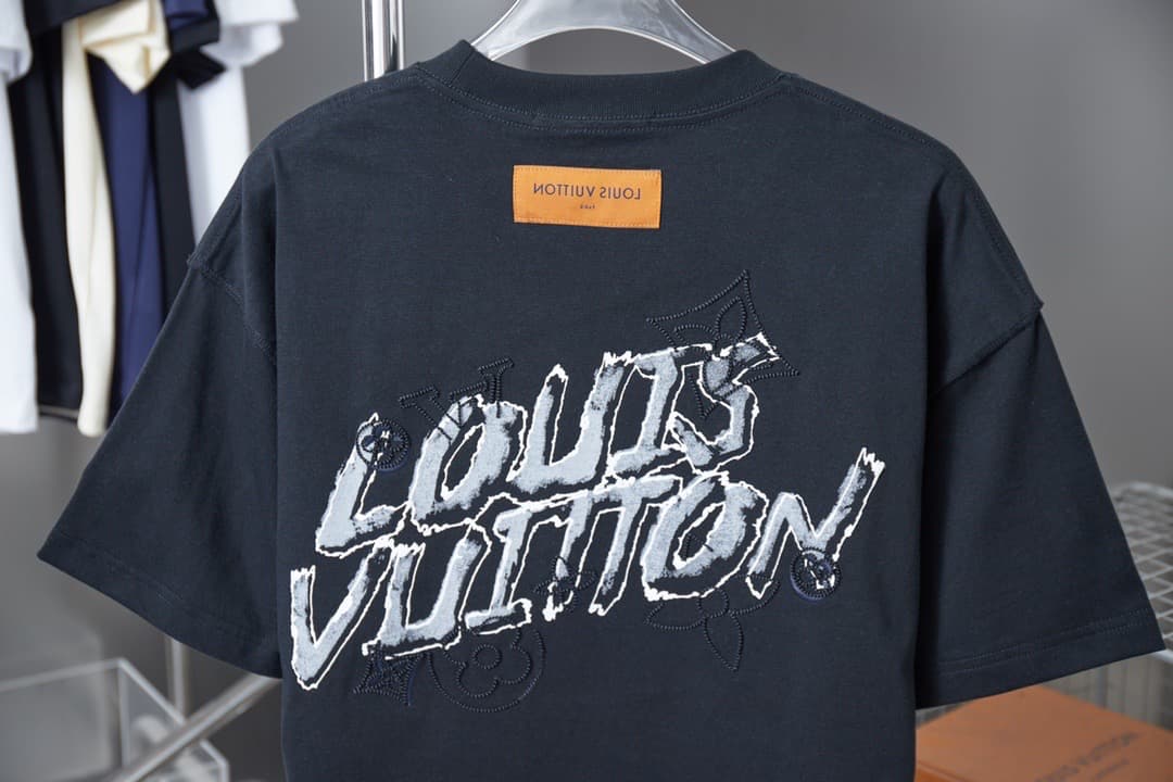 Back Graffiti Print + Front Embroidery T-shirt