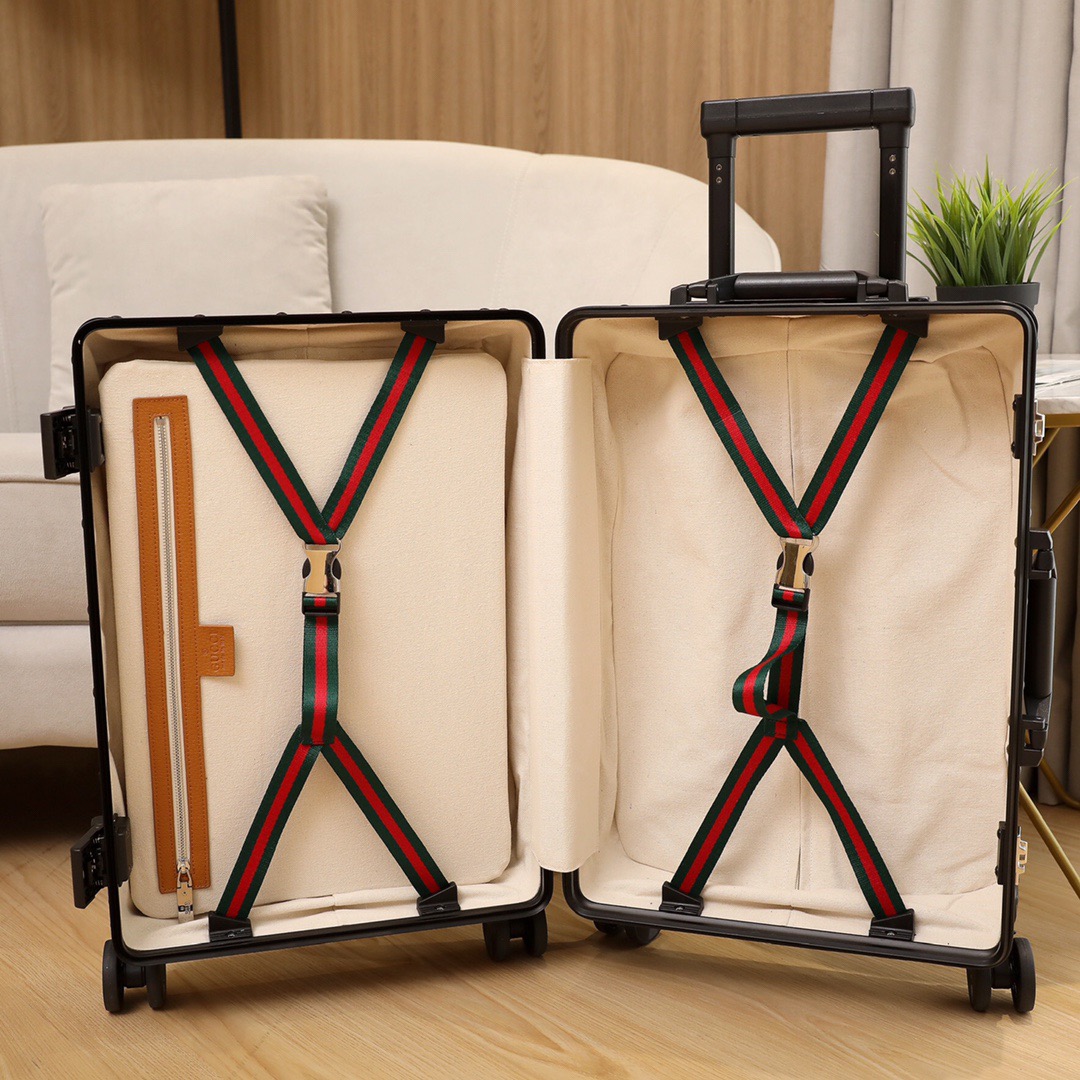 GUCCI Luggage/Trolley Case Classic Flower Aluminum Frame Size: 20 inches