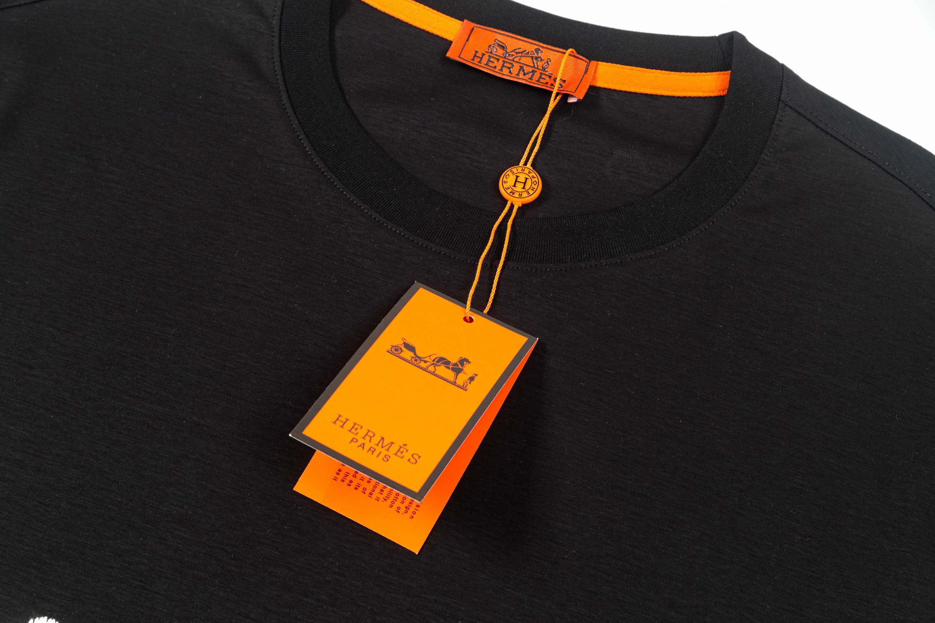 Dog Embroidery T Shirt