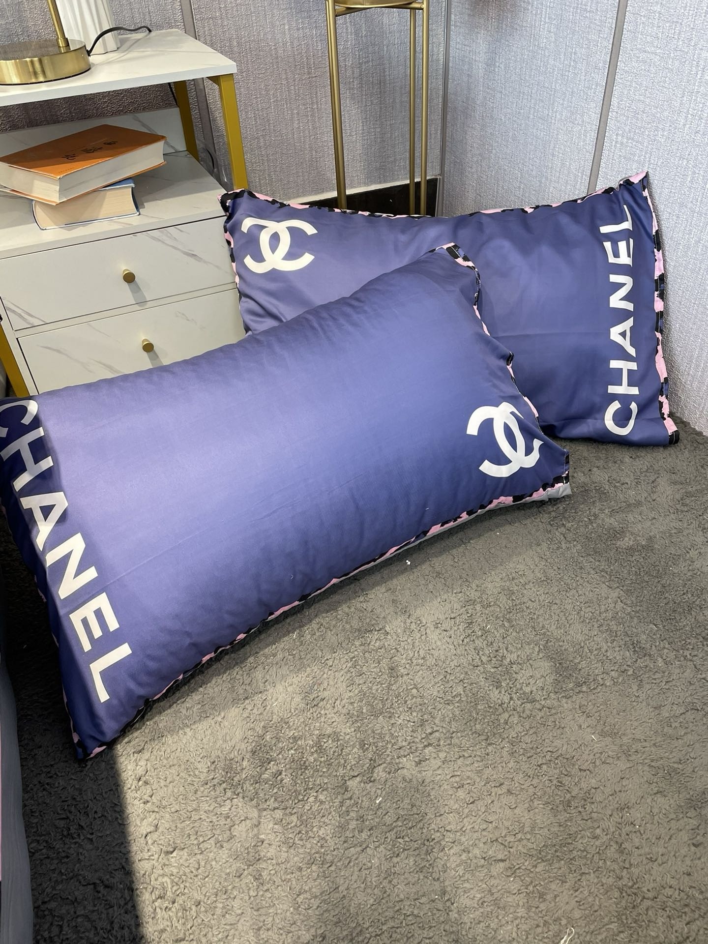 Bedding-Chanel four-piece s et