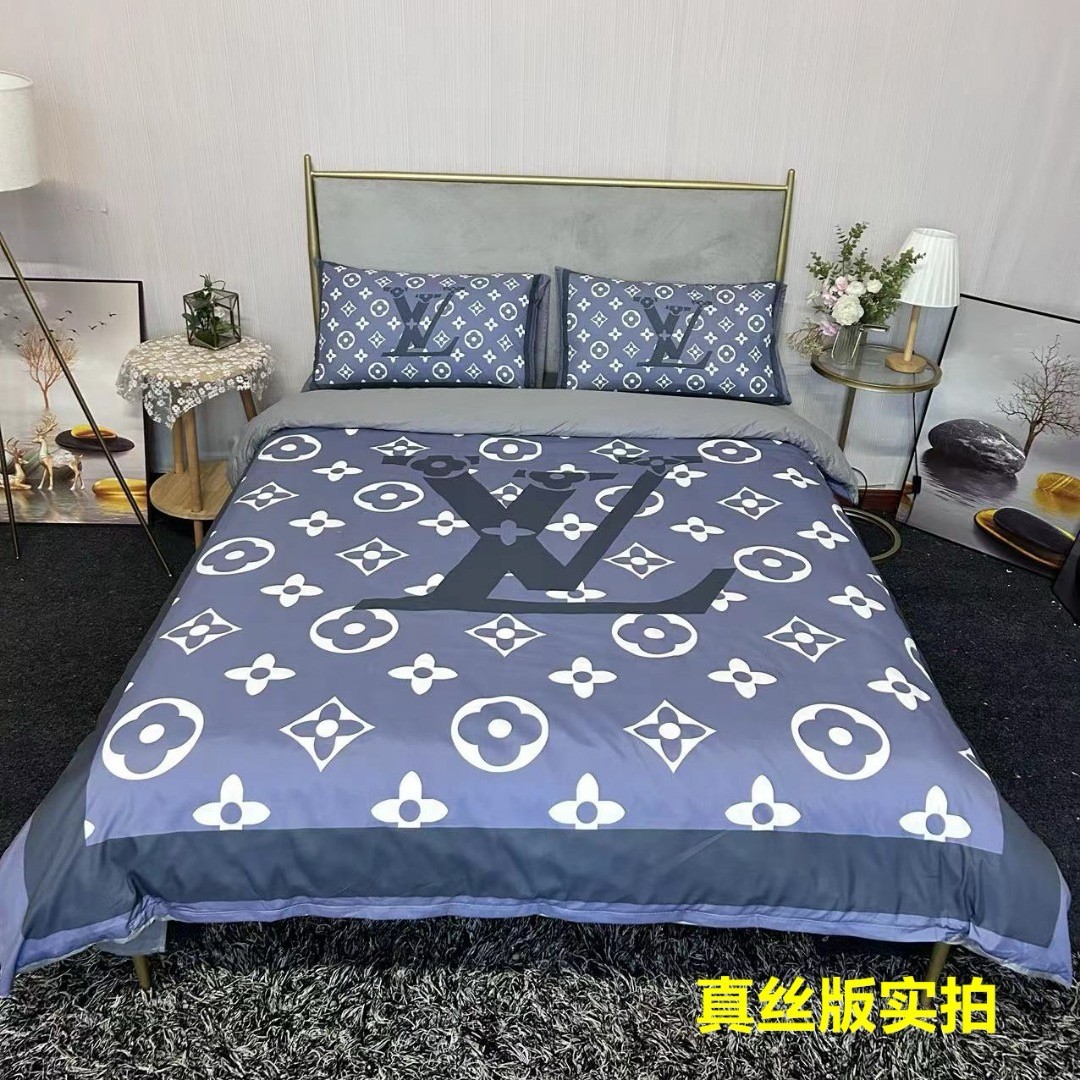 Bedding-Louis Vuitton four-p iece set