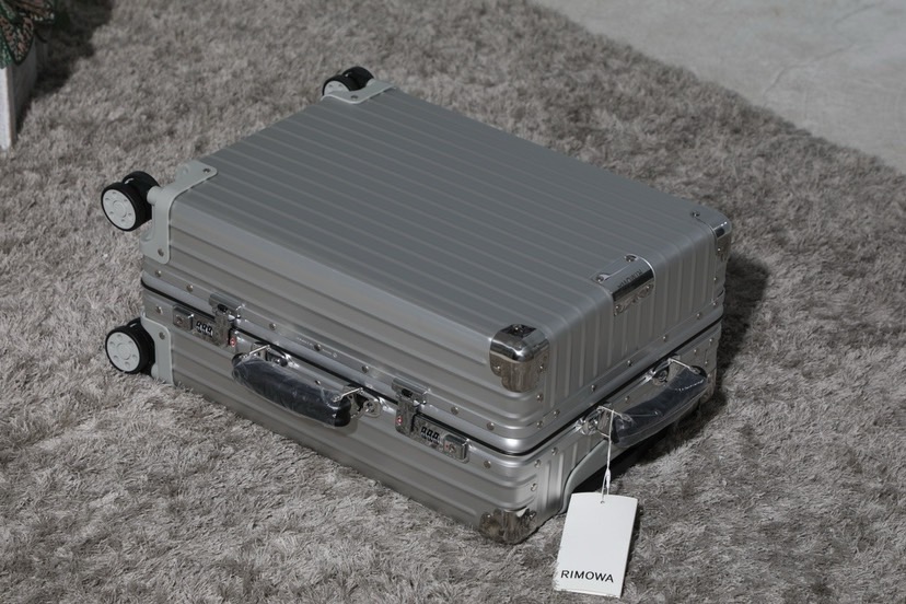 RIMOWA Classic 972