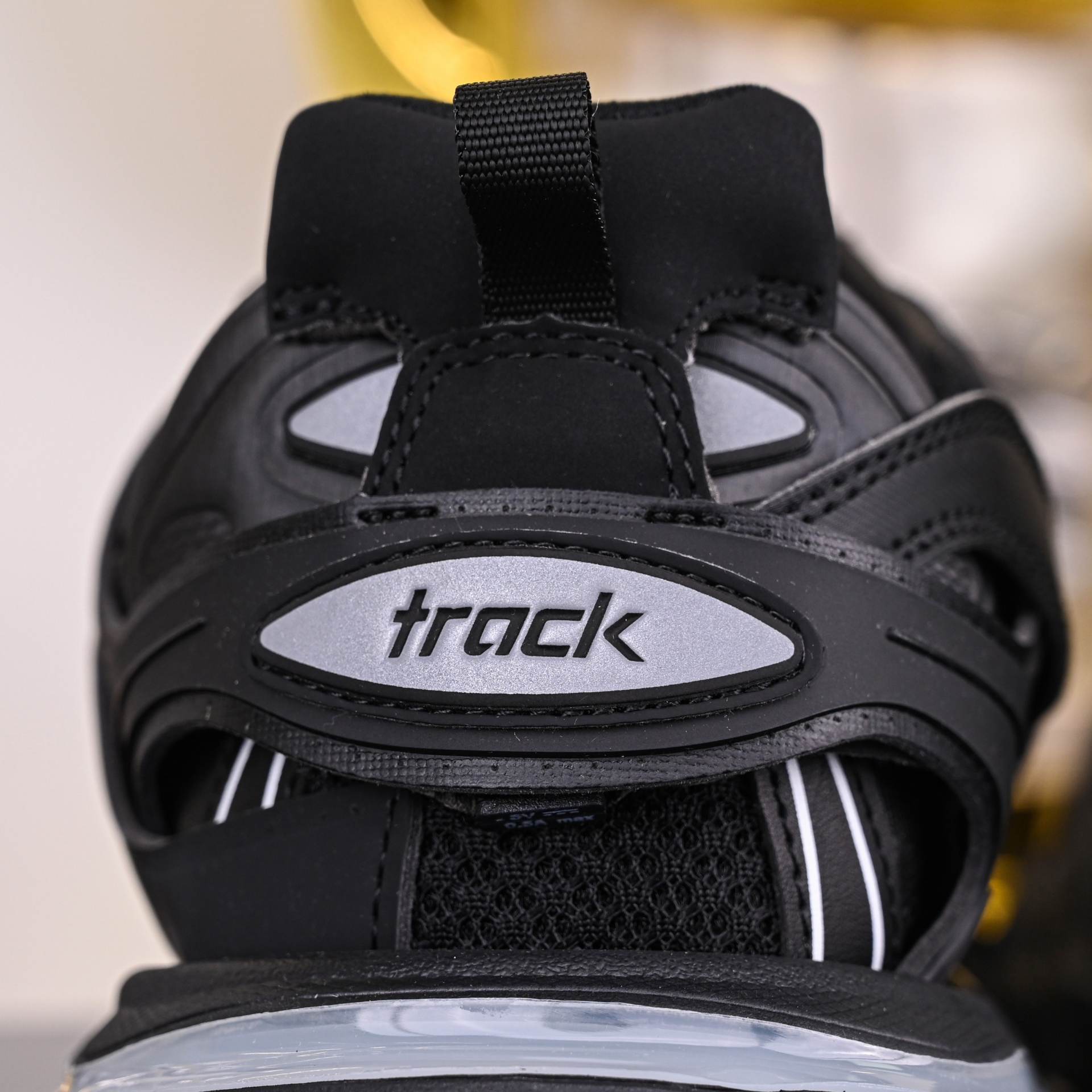 Balenciaga  Track（LED）