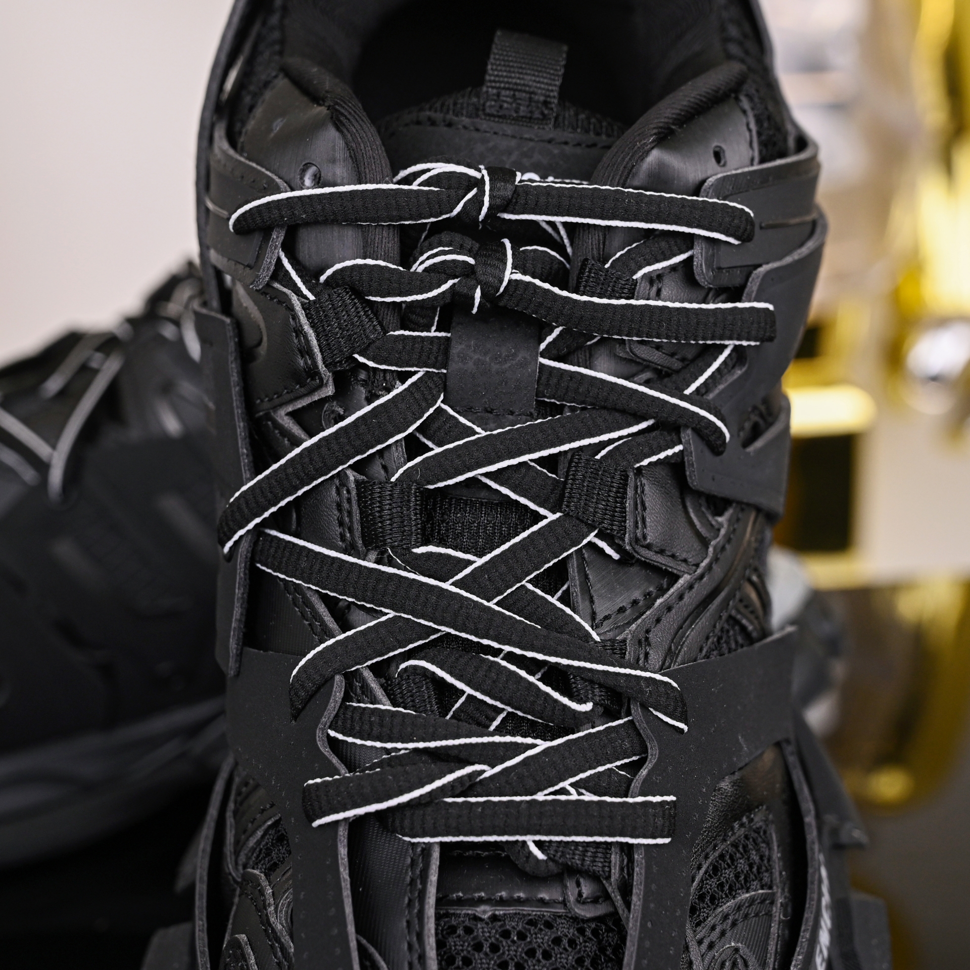 Balenciaga  Track（LED）