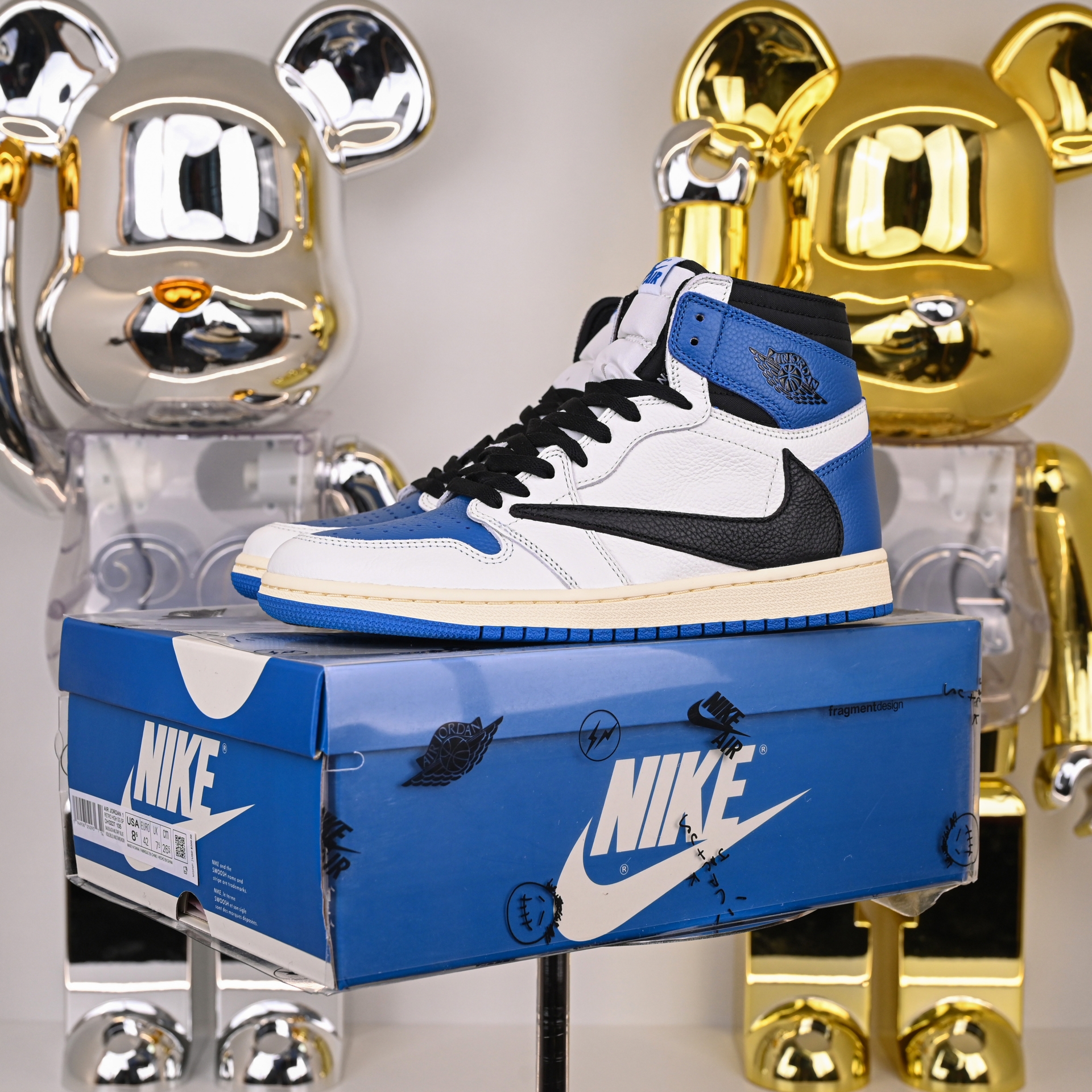 FRAGMENT DESIGN X TRAVIS SCOTT X AIR JORDAN 1 RETRO HIGH DH3277-105