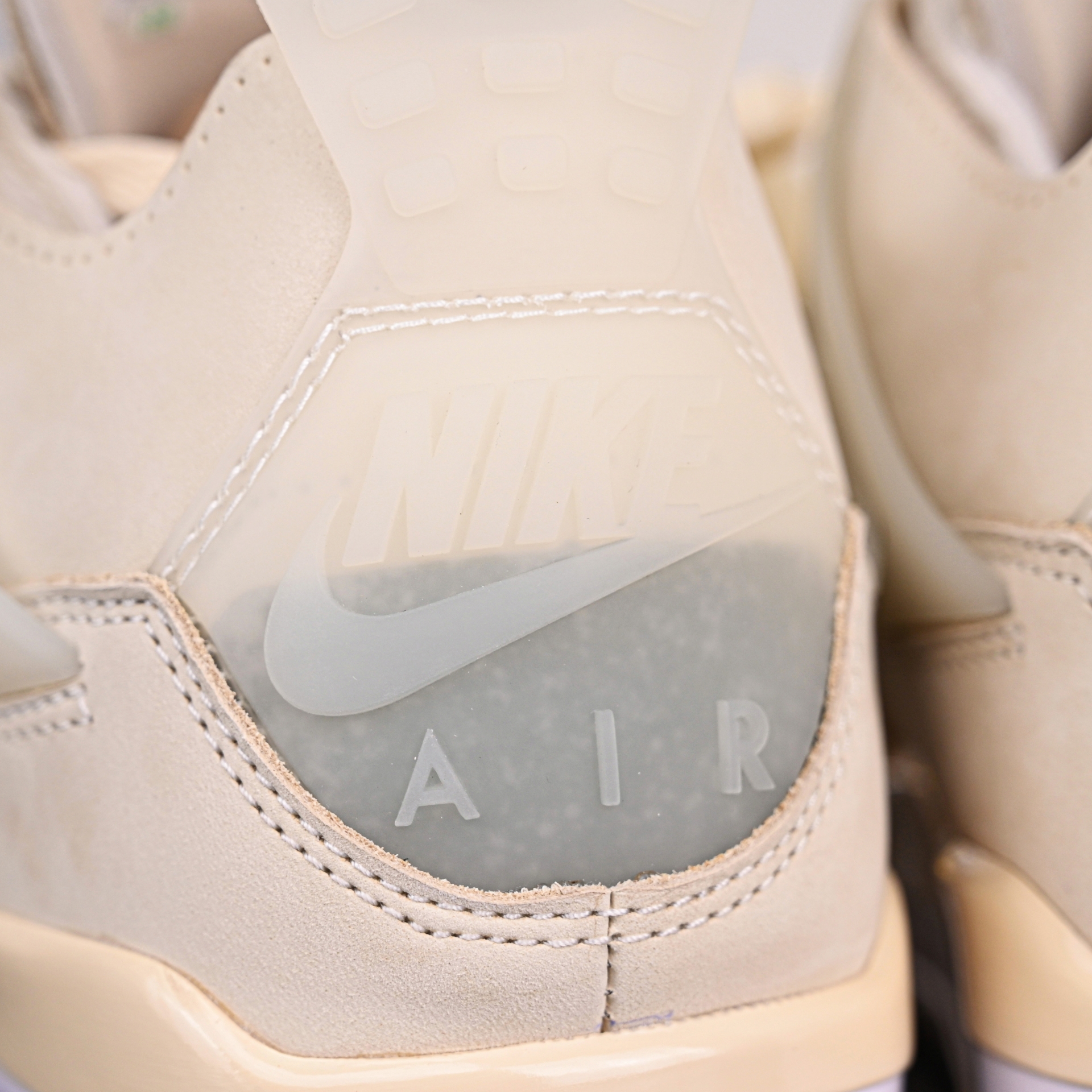 AIR JORDAN OFF-WHITE X WMNS AIR JORDAN 4 SP 'SAIL' CV9388-100