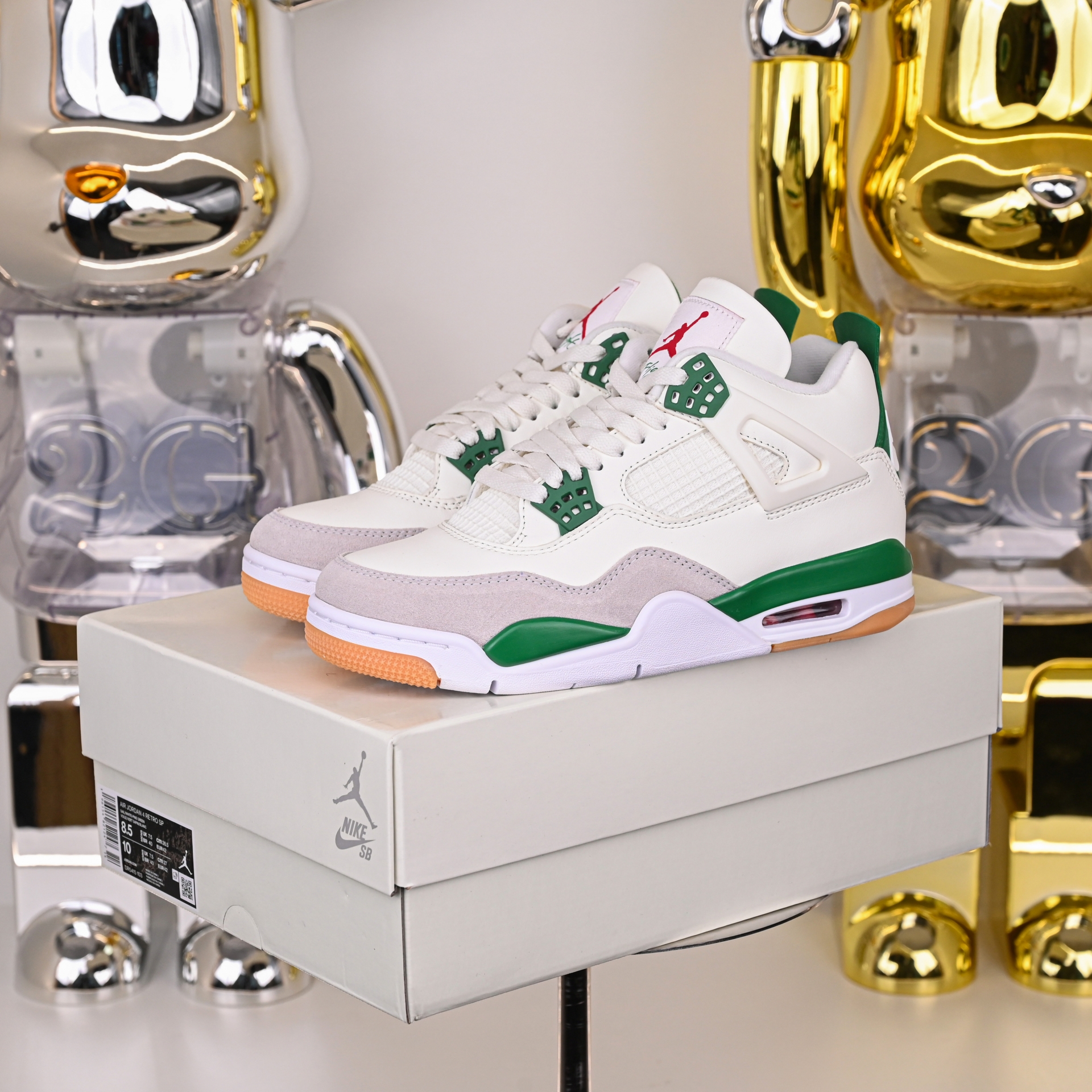 NIKE SB X AIR JORDAN 4 RETRO 'PINE GREEN' DR5415-103