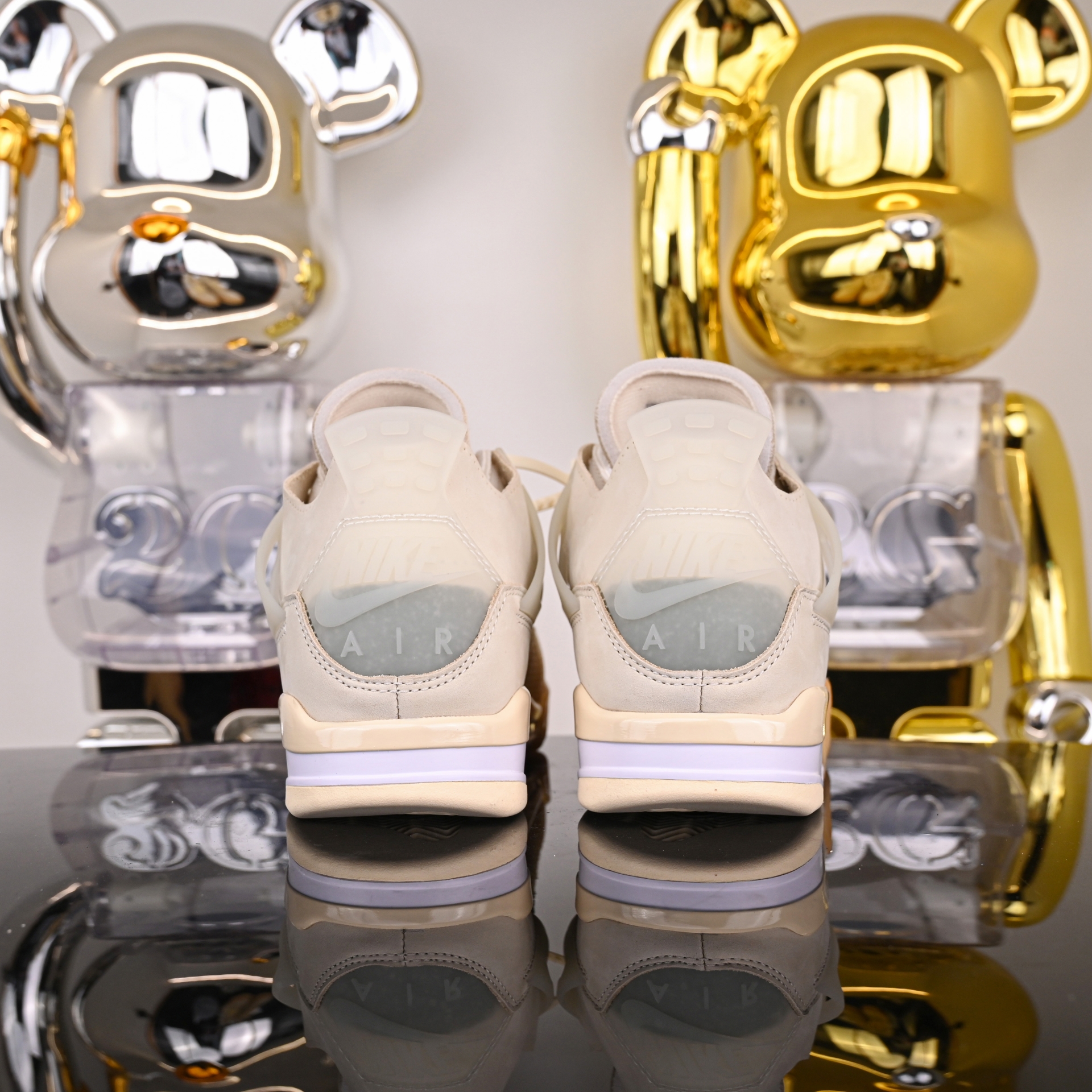 AIR JORDAN OFF-WHITE X WMNS AIR JORDAN 4 SP 'SAIL' CV9388-100