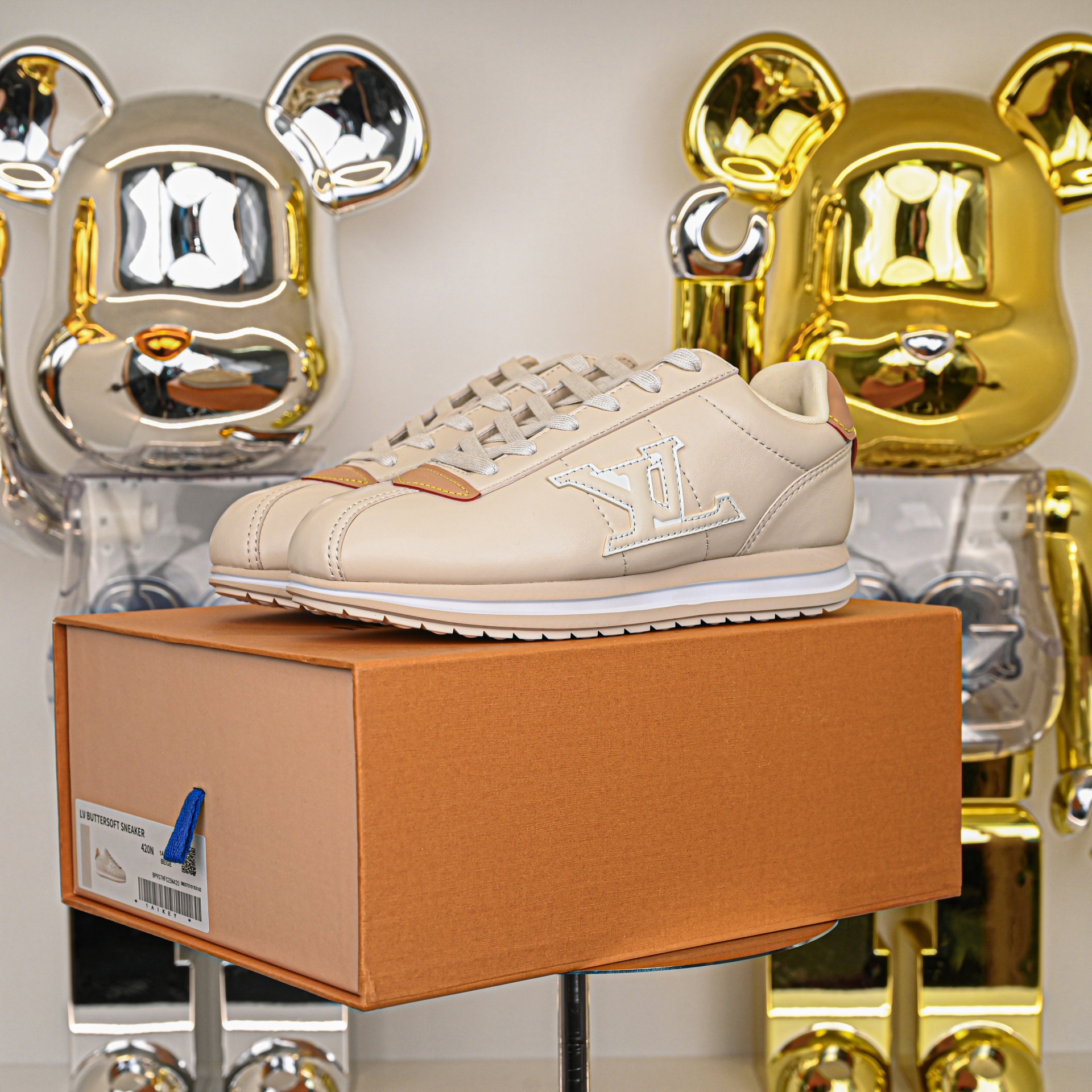 LOUIS VUITTON x Nigo