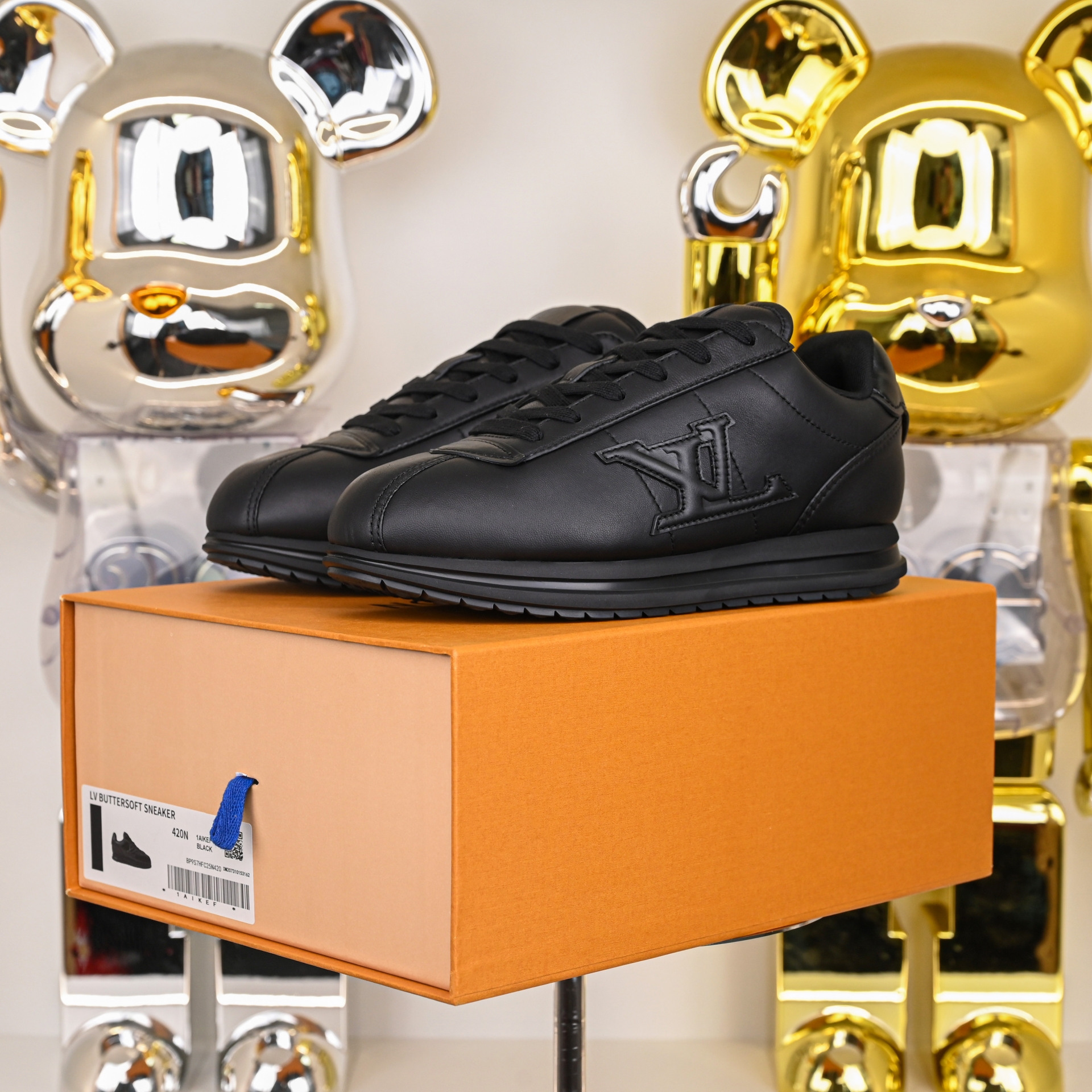 LOUIS VUITTON x Nigo