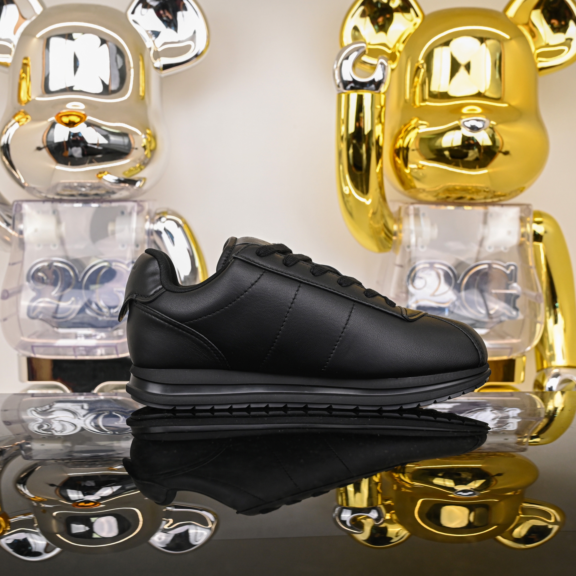 LOUIS VUITTON x Nigo