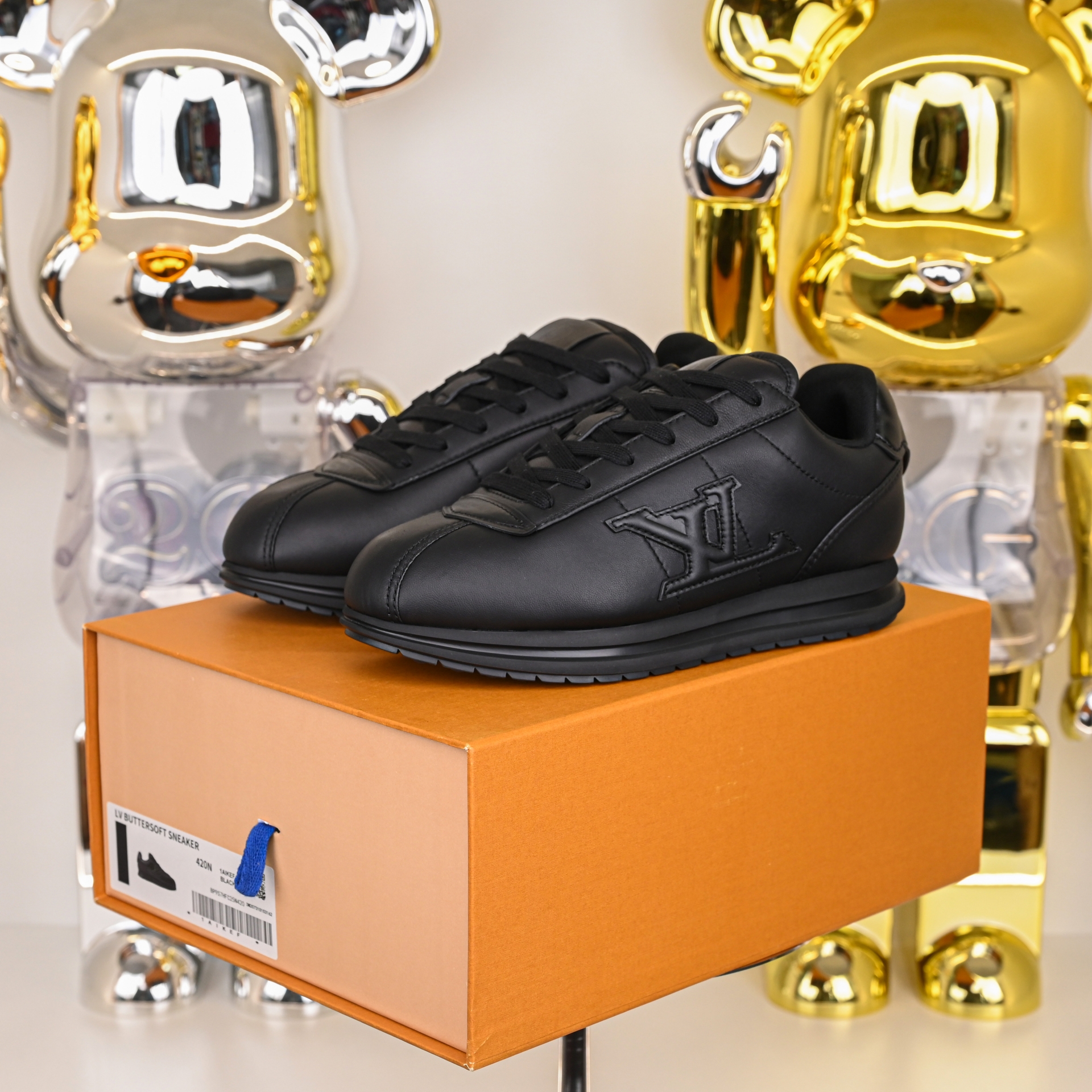 LOUIS VUITTON x Nigo