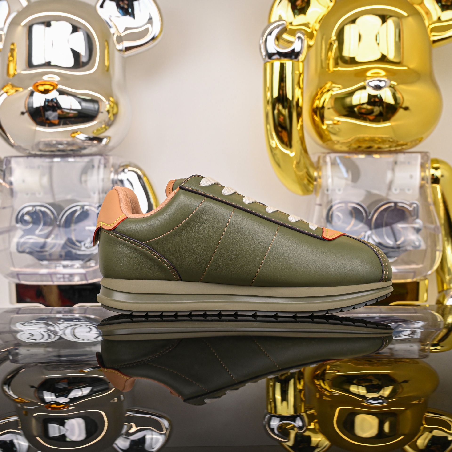 LOUIS VUITTON x Nigo