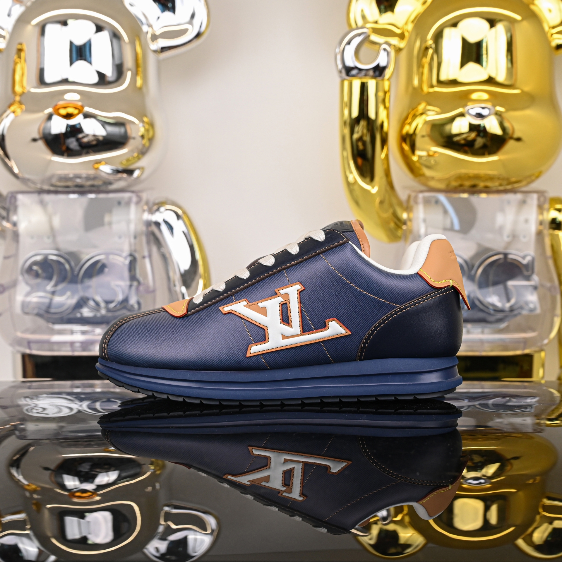 LOUIS VUITTON x Nigo