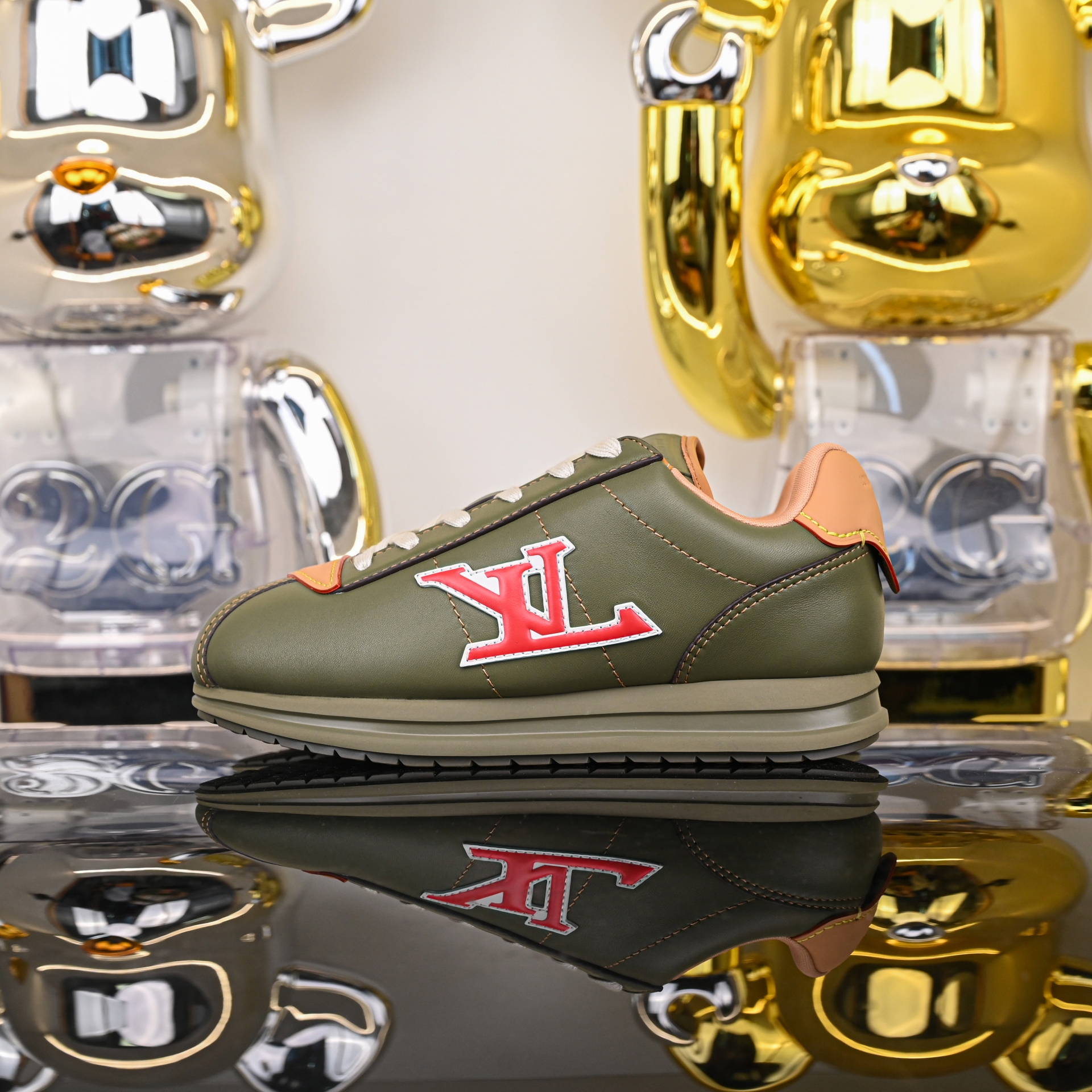 LOUIS VUITTON x Nigo