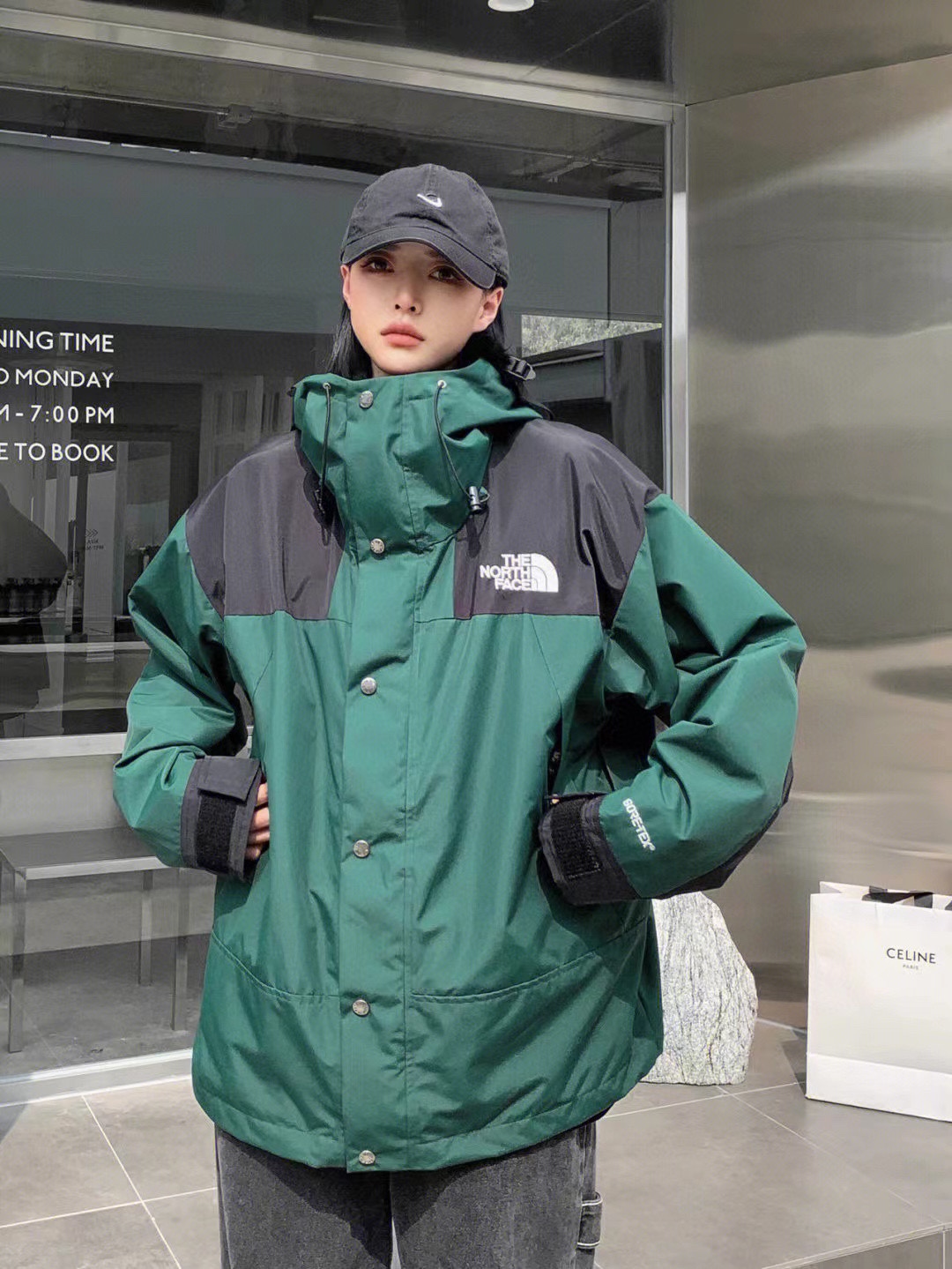 The North Face 1990 Mountain Gore-Tex Tech Jacket Dark Green