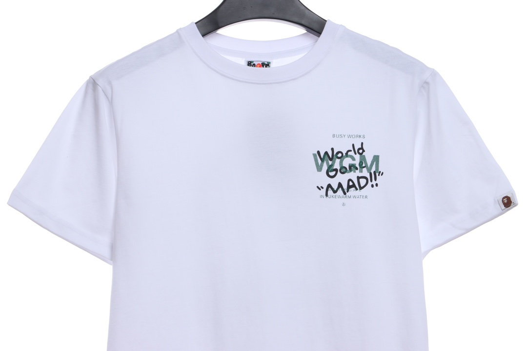 BAPE chest graffiti letters short sleeves